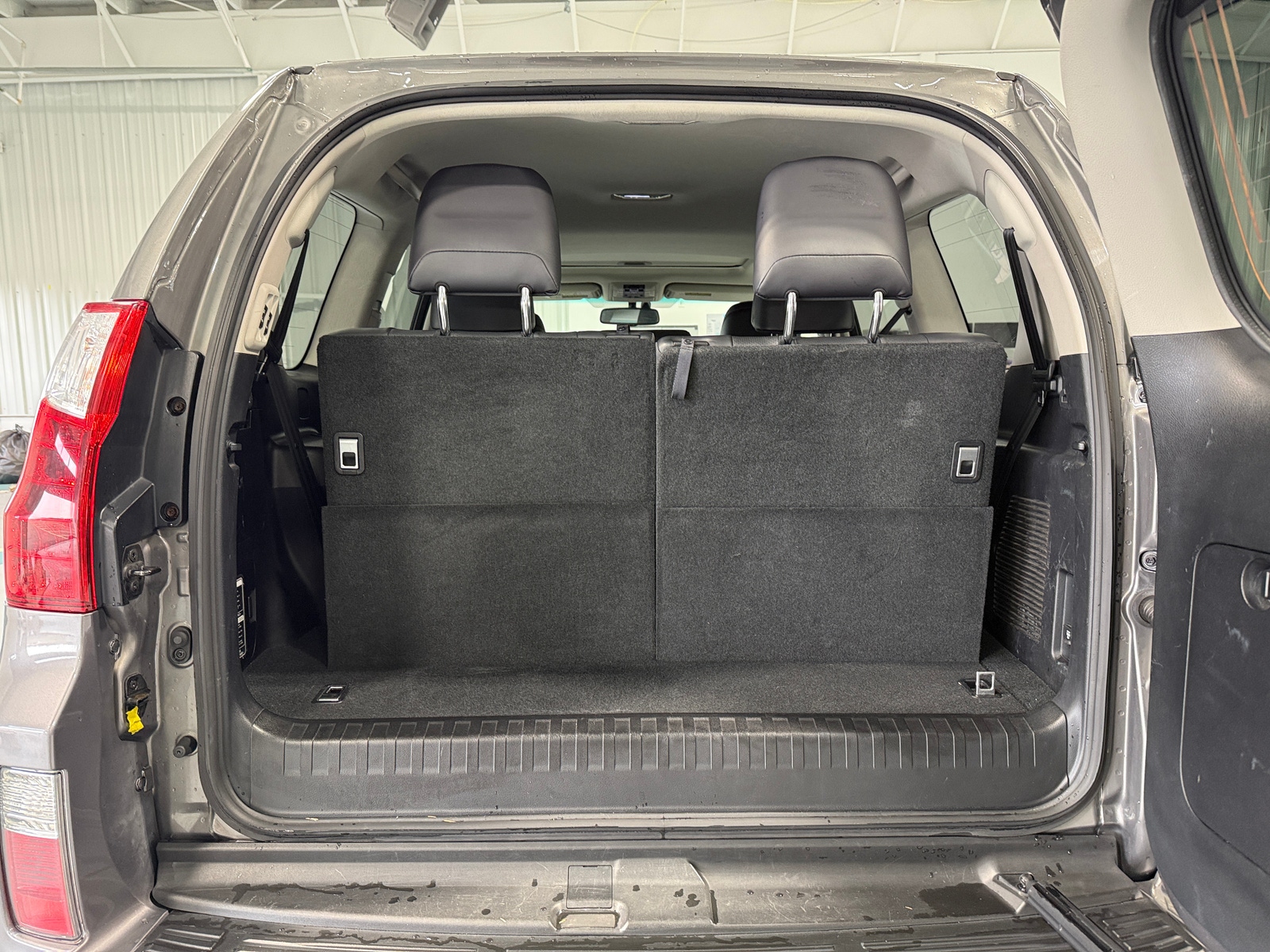 Thumbnail: 2011 Lexus GX - 6