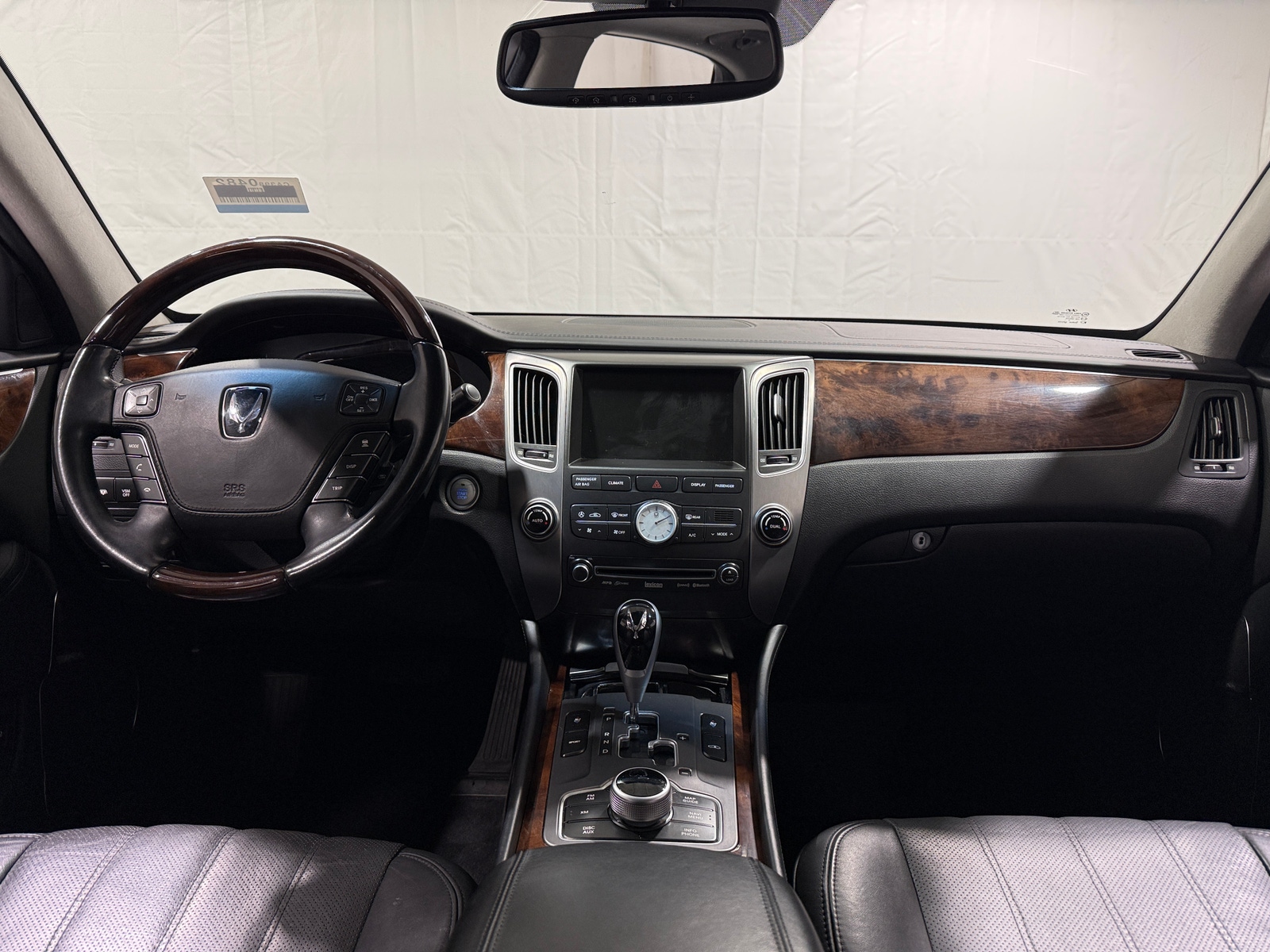 Thumbnail: 2012 Hyundai Equus - 2