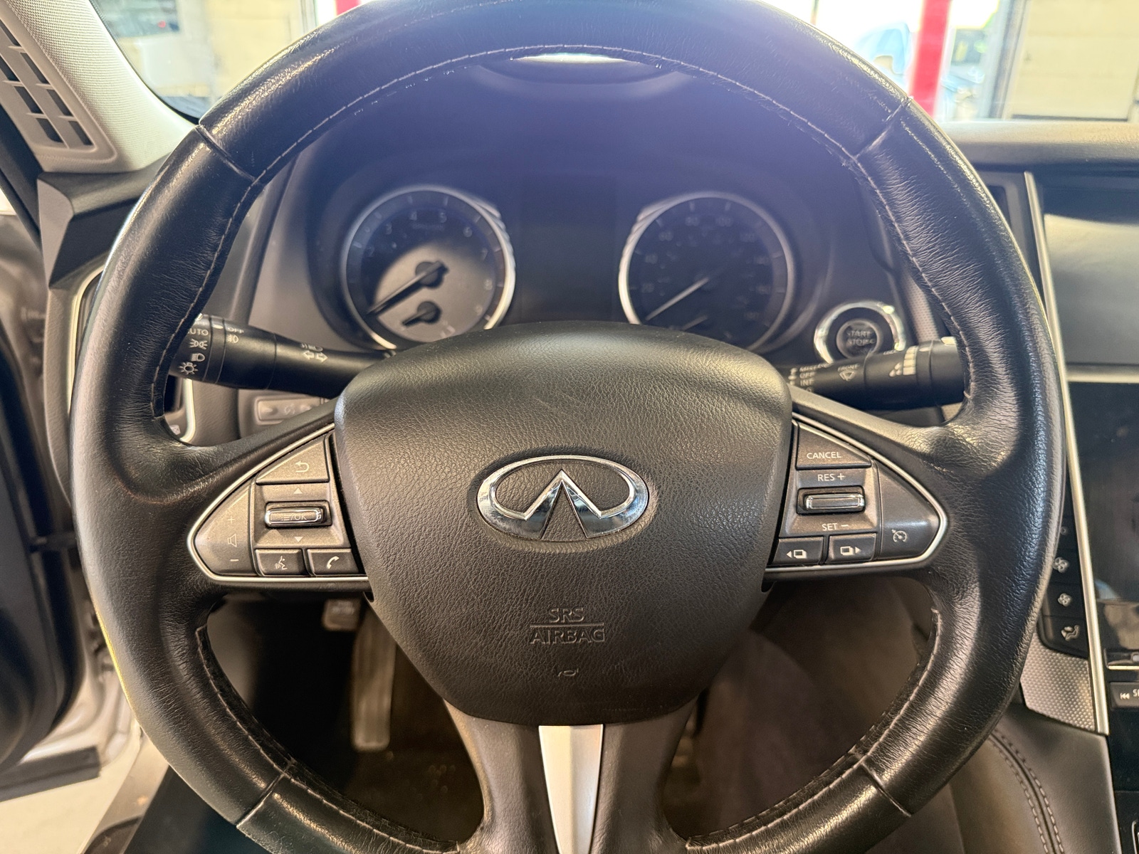 Thumbnail: 2016 INFINITI Q50 - 4