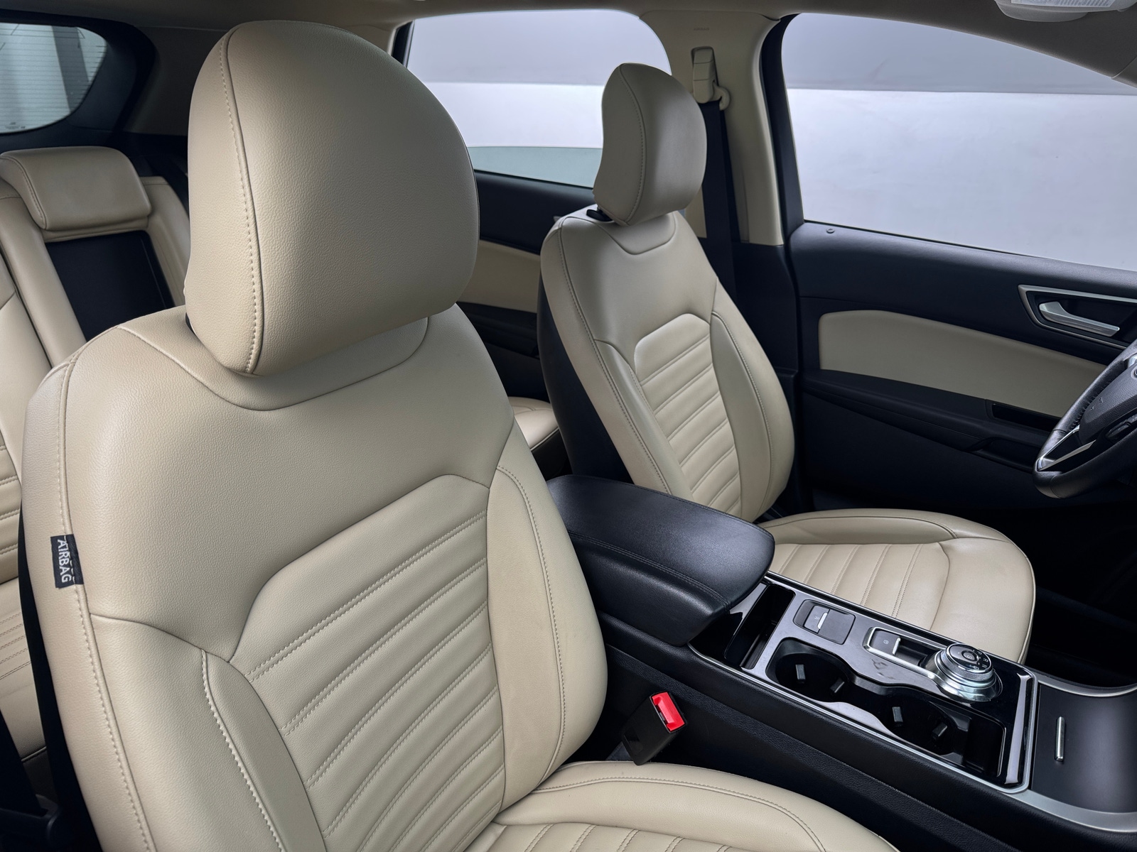 Thumbnail: 2019 Ford Edge - 2