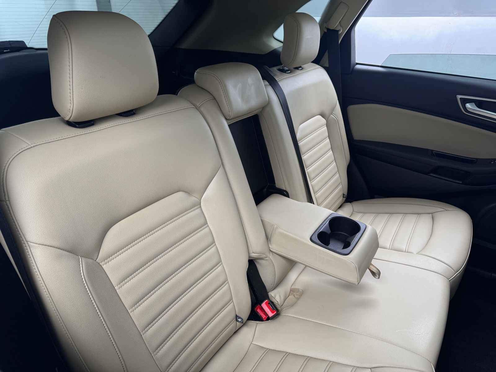 Thumbnail: 2019 Ford Edge - 6