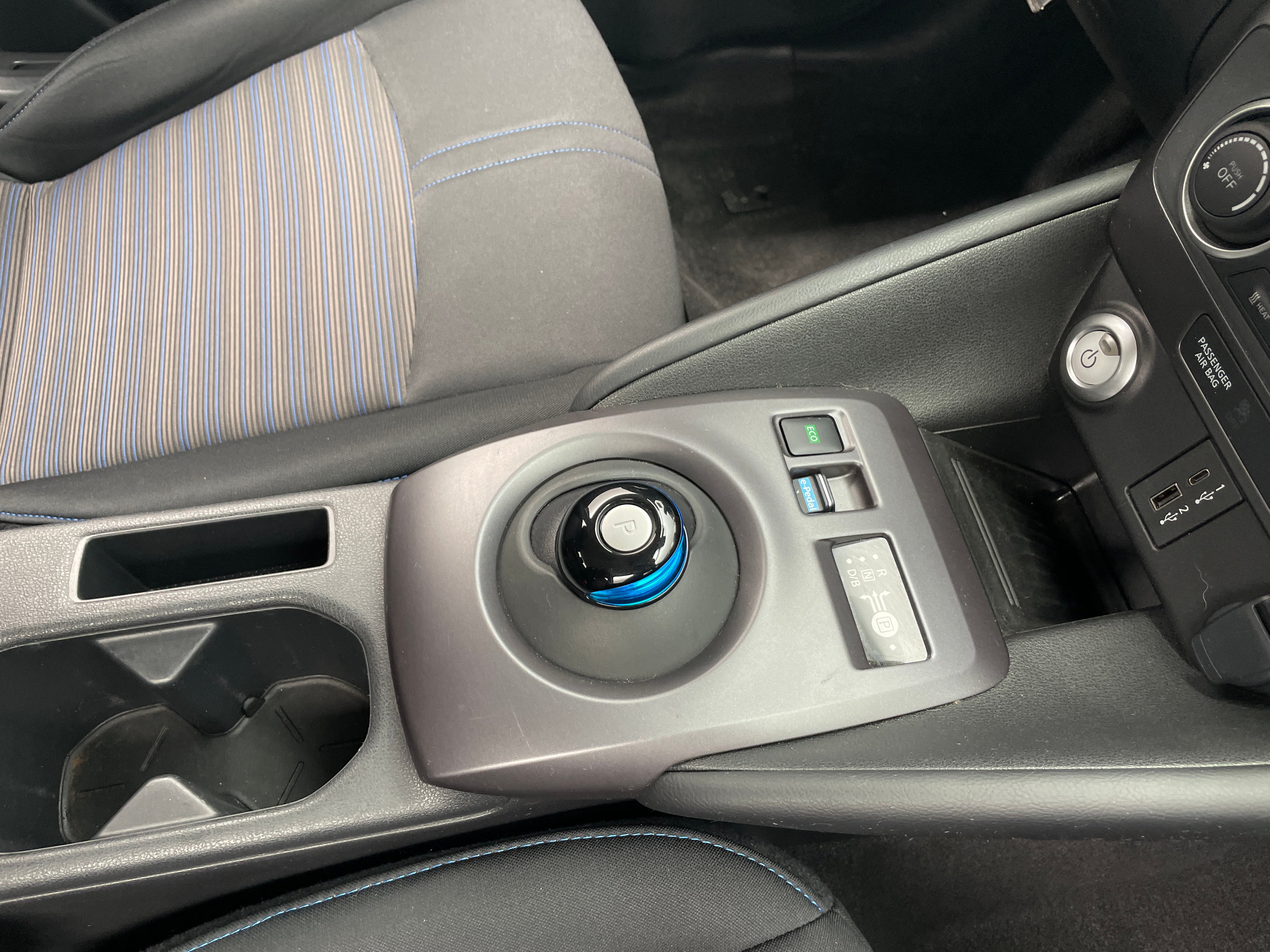 Used 2025 Nissan Leaf S with VIN 1N4AZ1BV5SC558913 for sale in Oak Creek, WI