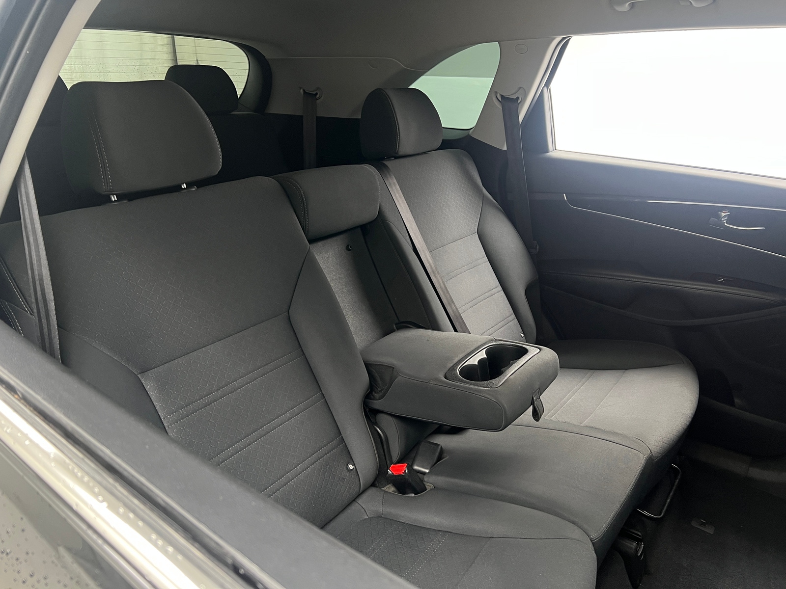 Thumbnail: 2020 Kia Sorento - 6