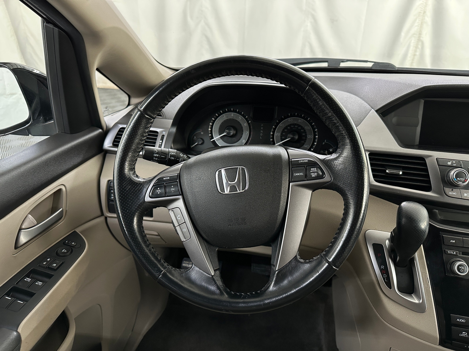 Thumbnail: 2013 Honda Odyssey - 4