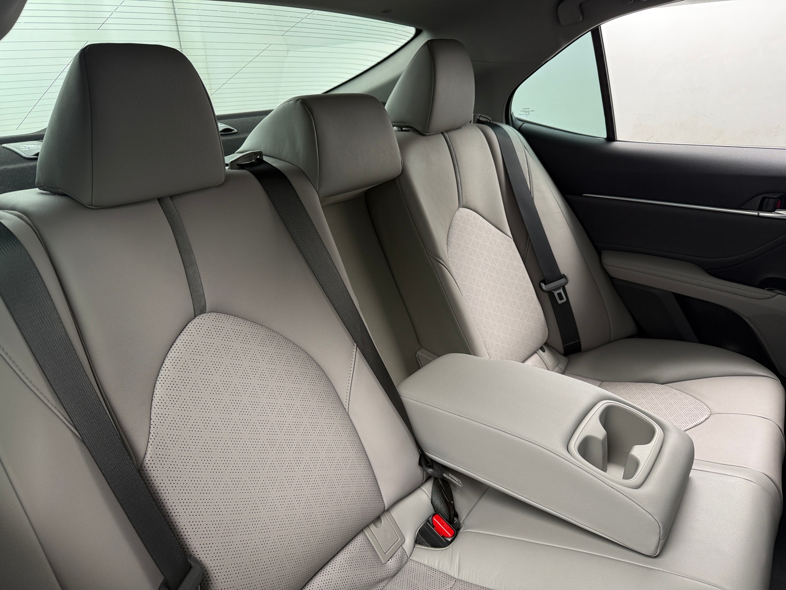 Thumbnail: 2018 Toyota Camry - 5