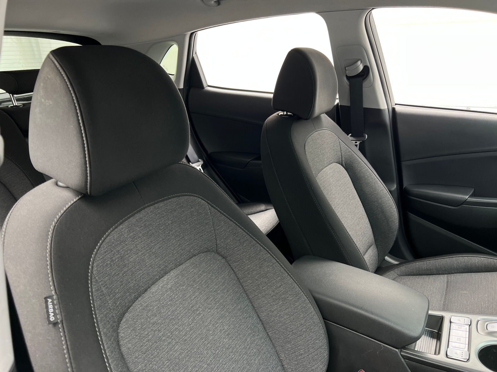 Thumbnail: 2023 Hyundai Kona - 2