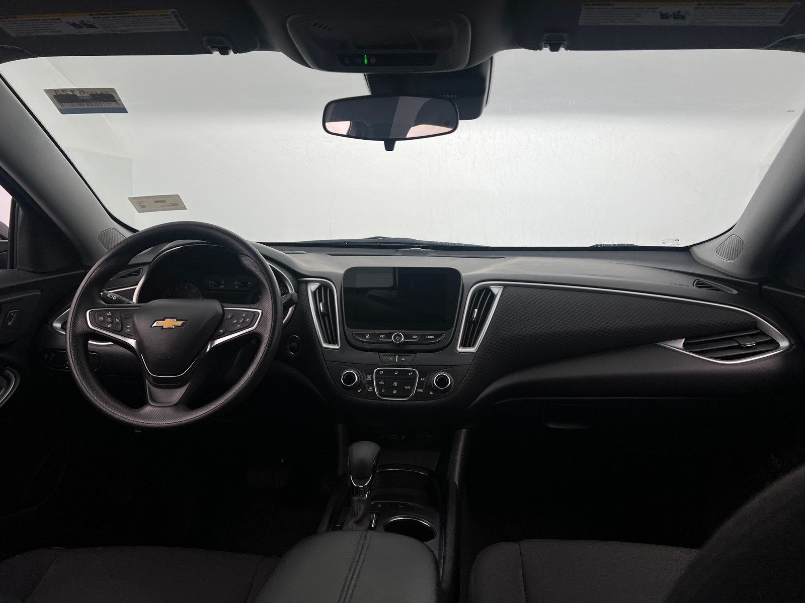 Thumbnail: 2025 Chevrolet Malibu - 3