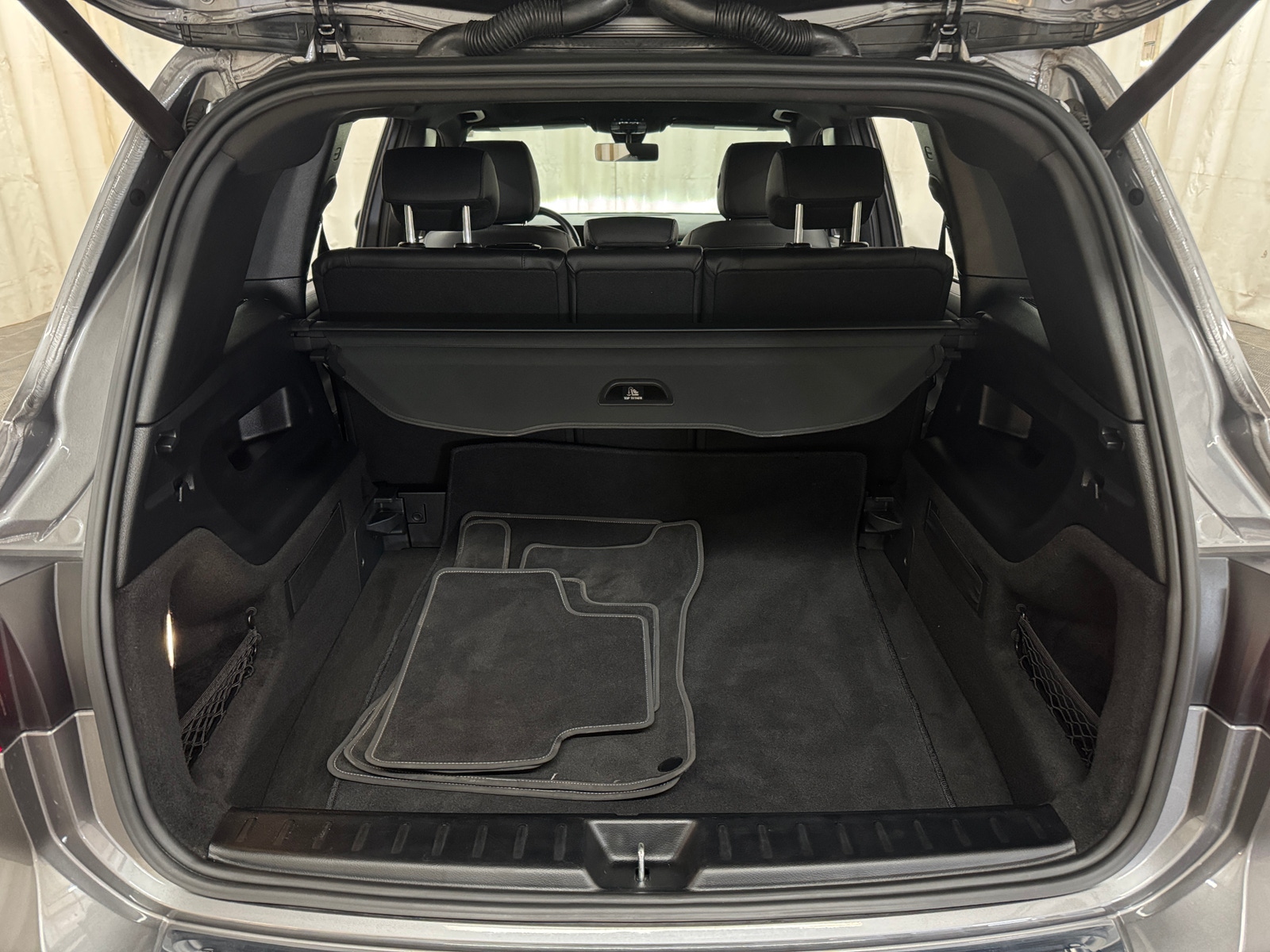 Thumbnail: 2021 Mercedes-Benz GLB - 6