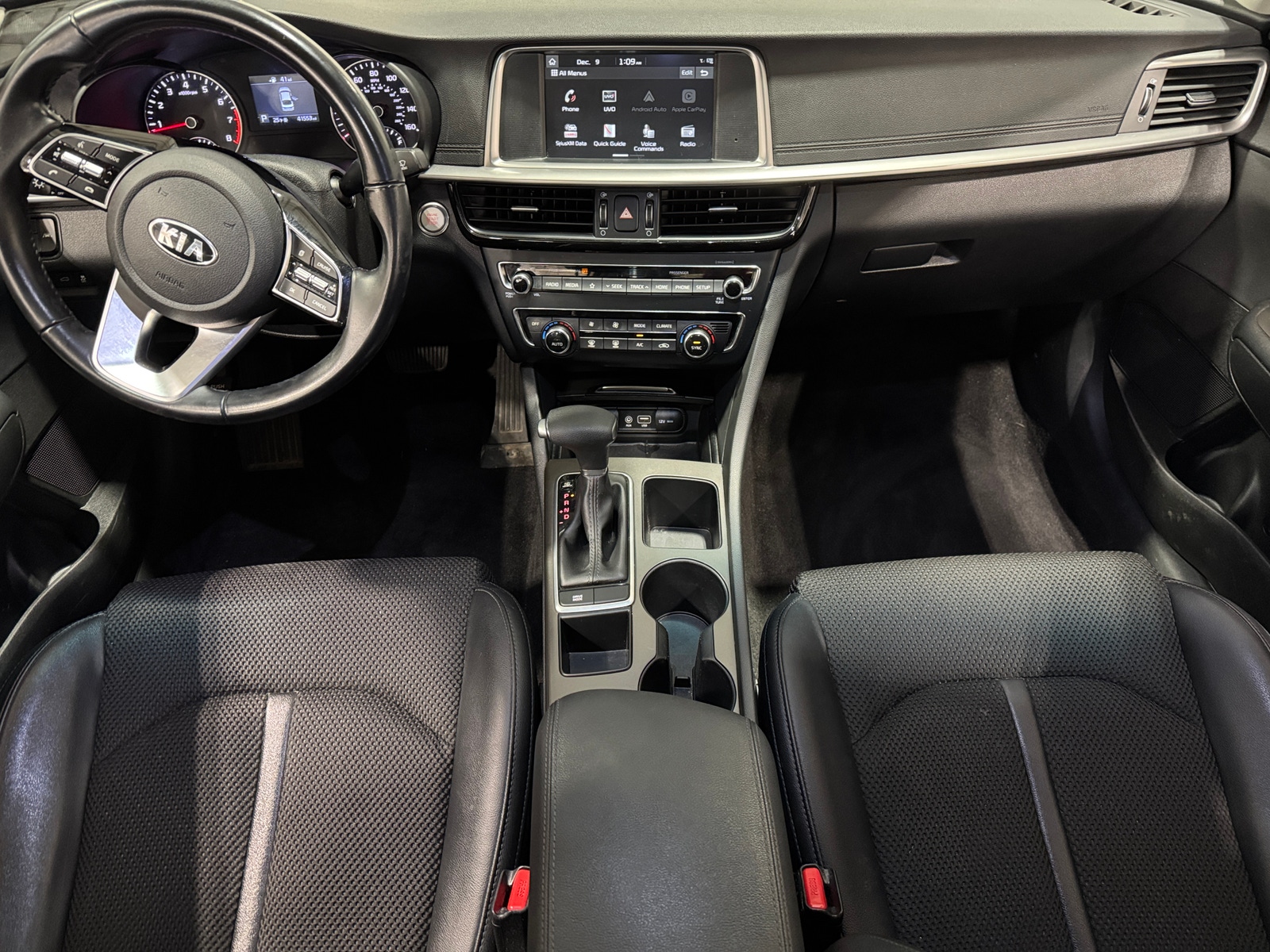 Thumbnail: 2019 Kia Optima - 3