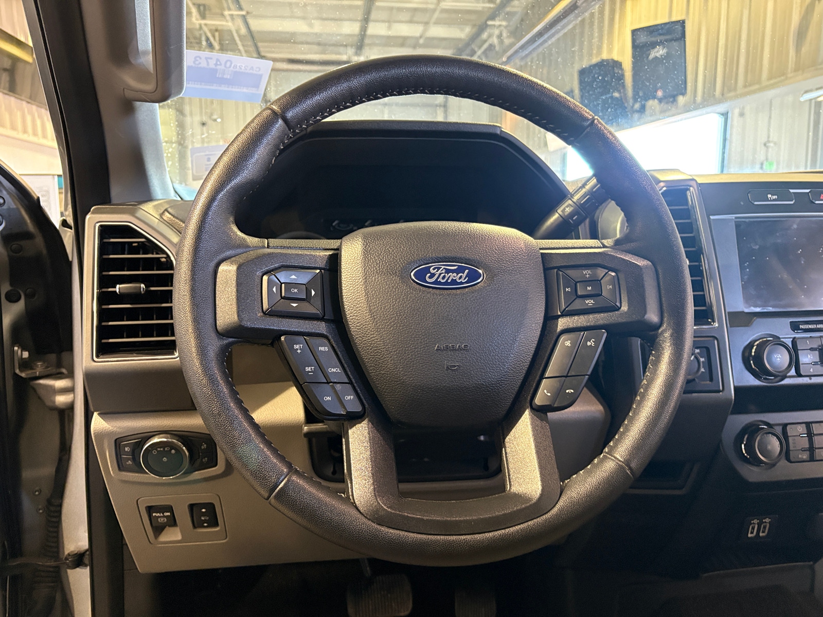 Thumbnail: 2020 Ford Econoline - 5