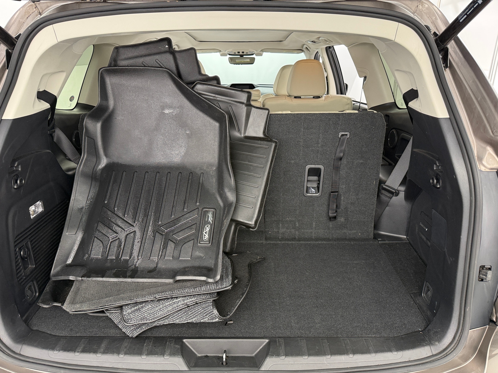 Thumbnail: 2022 Subaru Ascent - 6