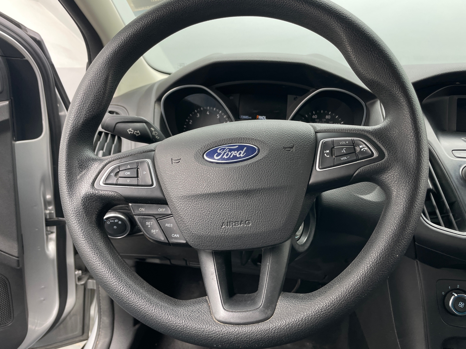 Thumbnail: 2017 Ford Focus - 5