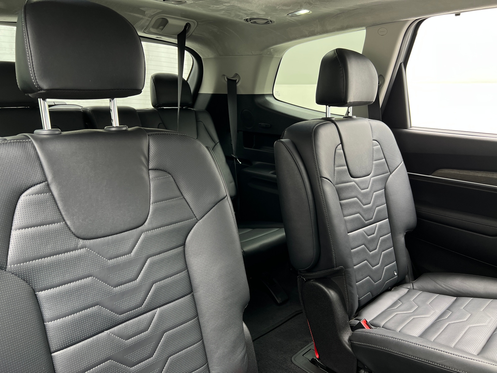 Thumbnail: 2022 Kia Telluride - 5