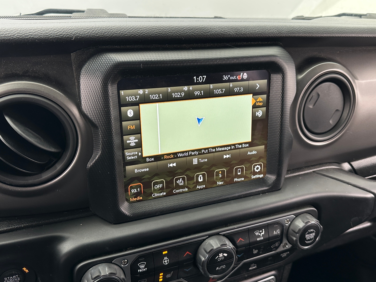 Thumbnail: 2022 Jeep Wrangler - 4