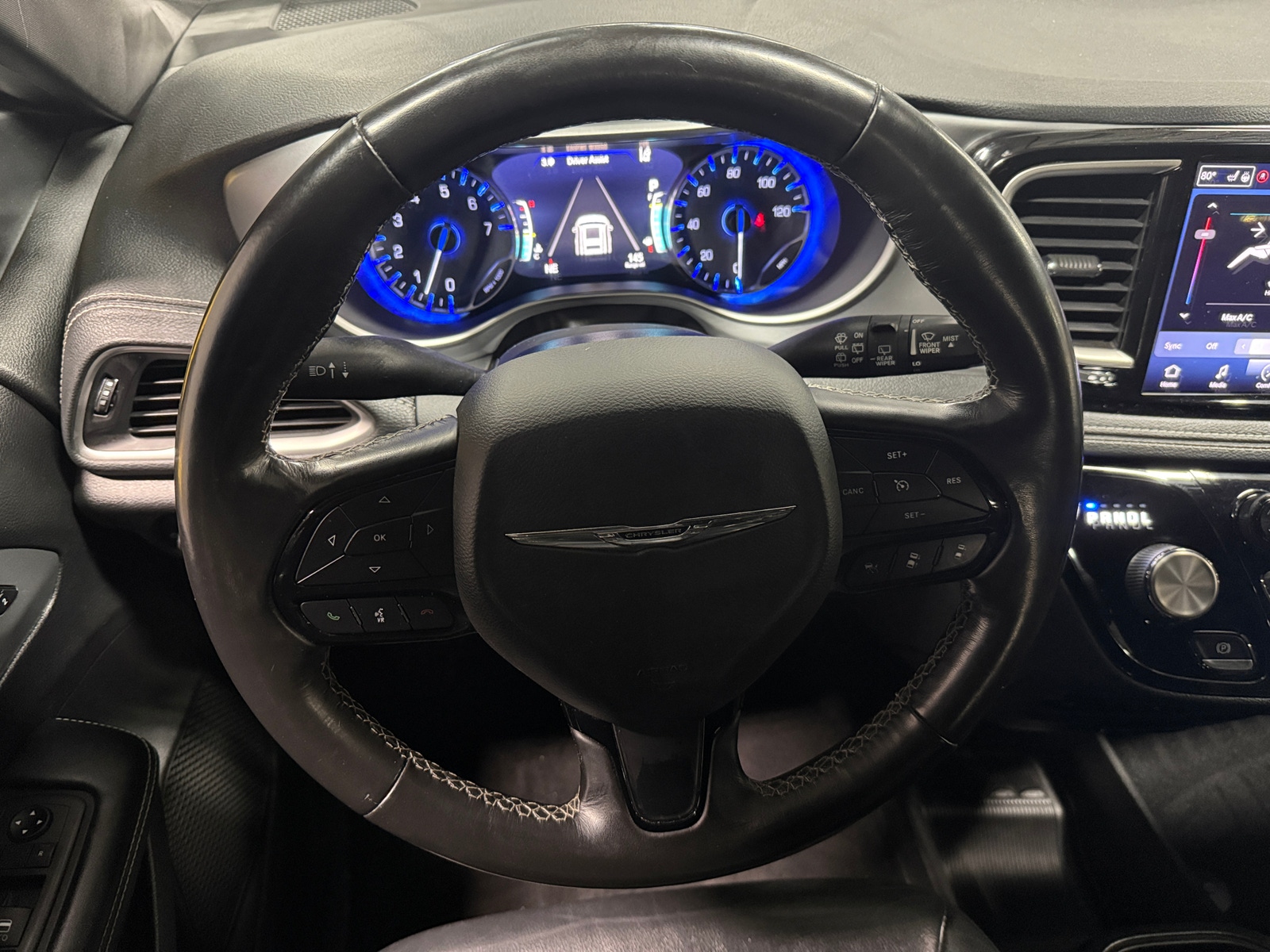 Thumbnail: 2021 Chrysler Pacifica - 4