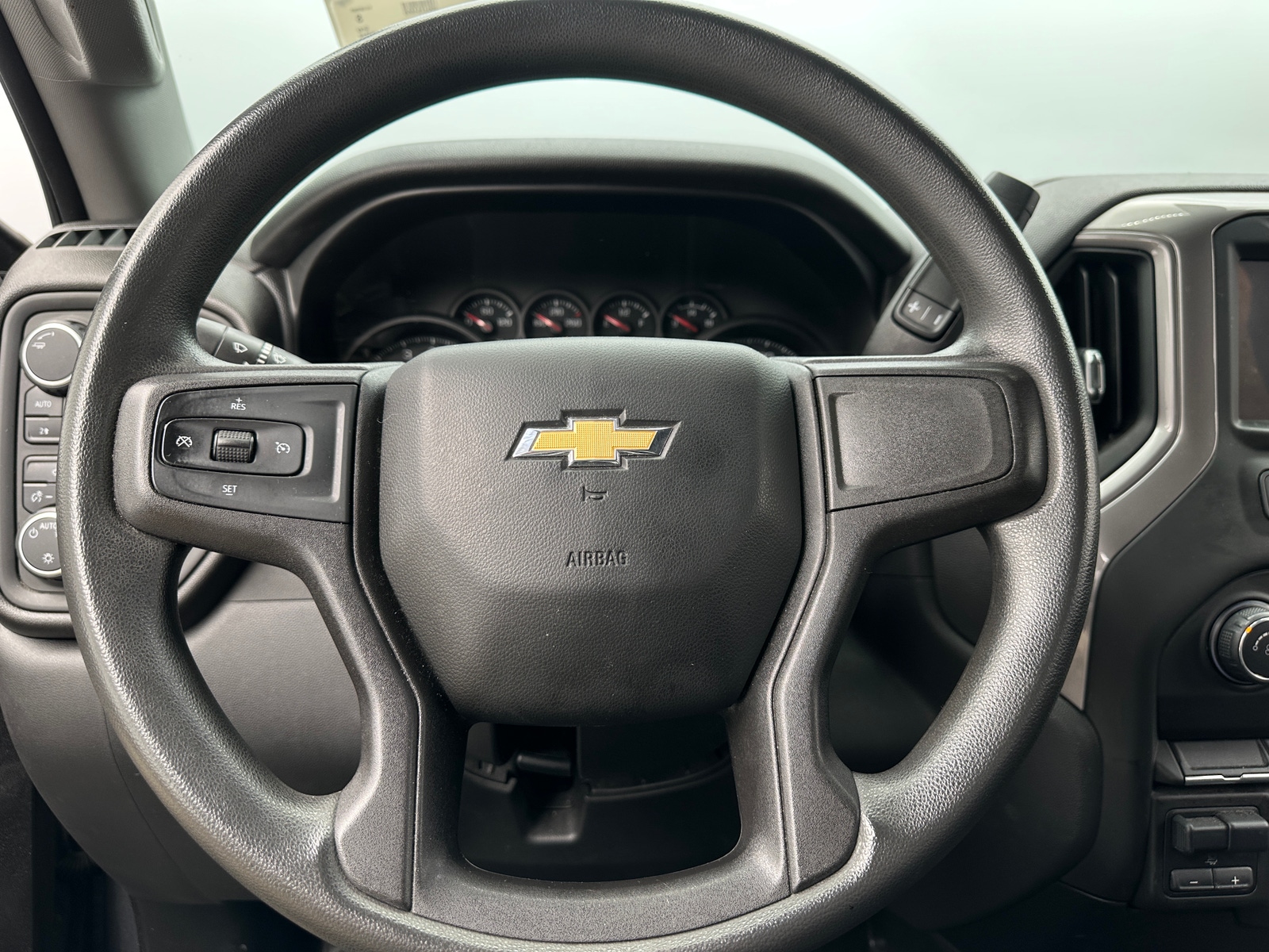 Thumbnail: 2021 Chevrolet Silverado 1500 - 5