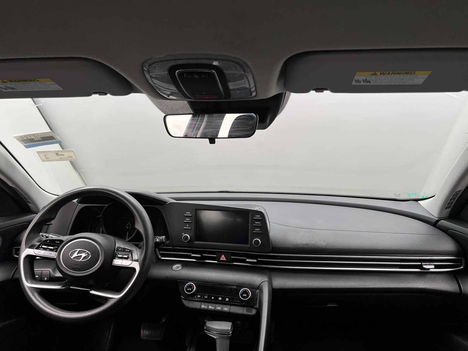 Thumbnail: 2023 Hyundai Elantra - 3