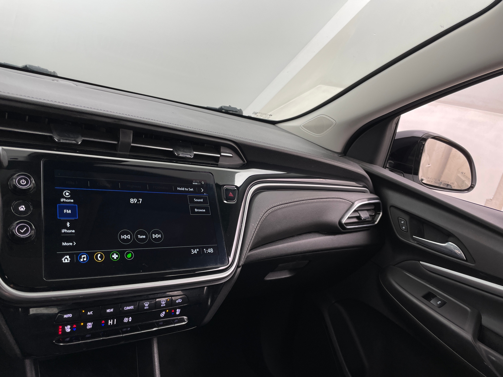 Thumbnail: 2023 Chevrolet Bolt EUV - 3