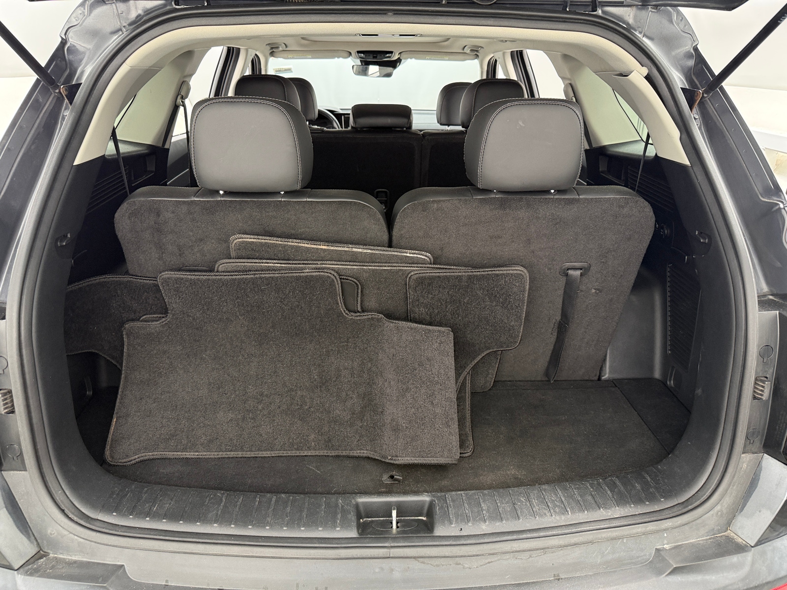 Thumbnail: 2022 Kia Sorento - 6