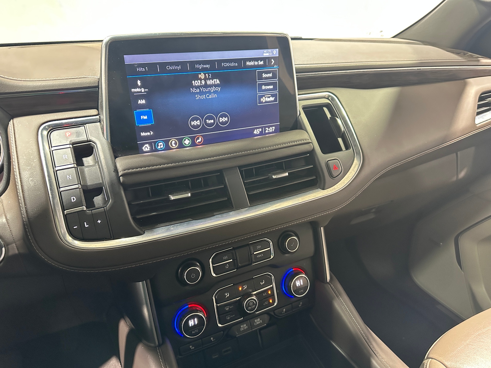 Thumbnail: 2021 Chevrolet Tahoe - 3