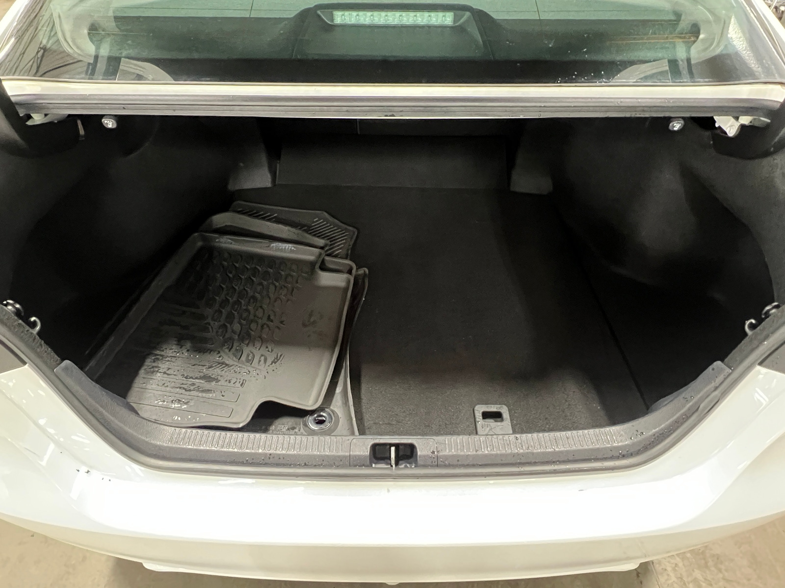 Thumbnail: 2023 Toyota Camry - 6