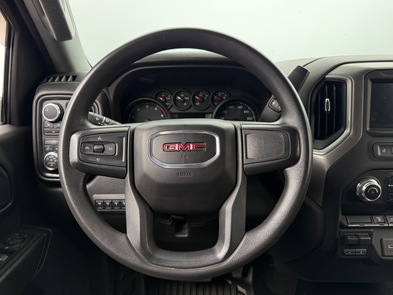 Thumbnail: 2023 GMC Sierra 2500 - 4