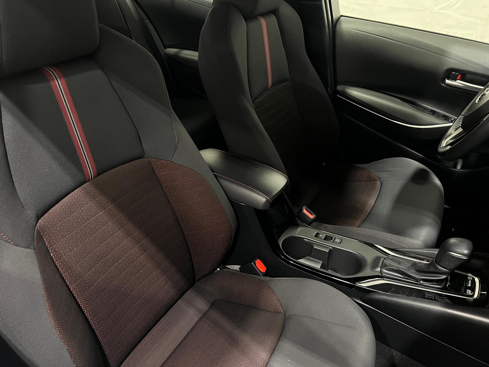 Thumbnail: 2024 Toyota Corolla - 2