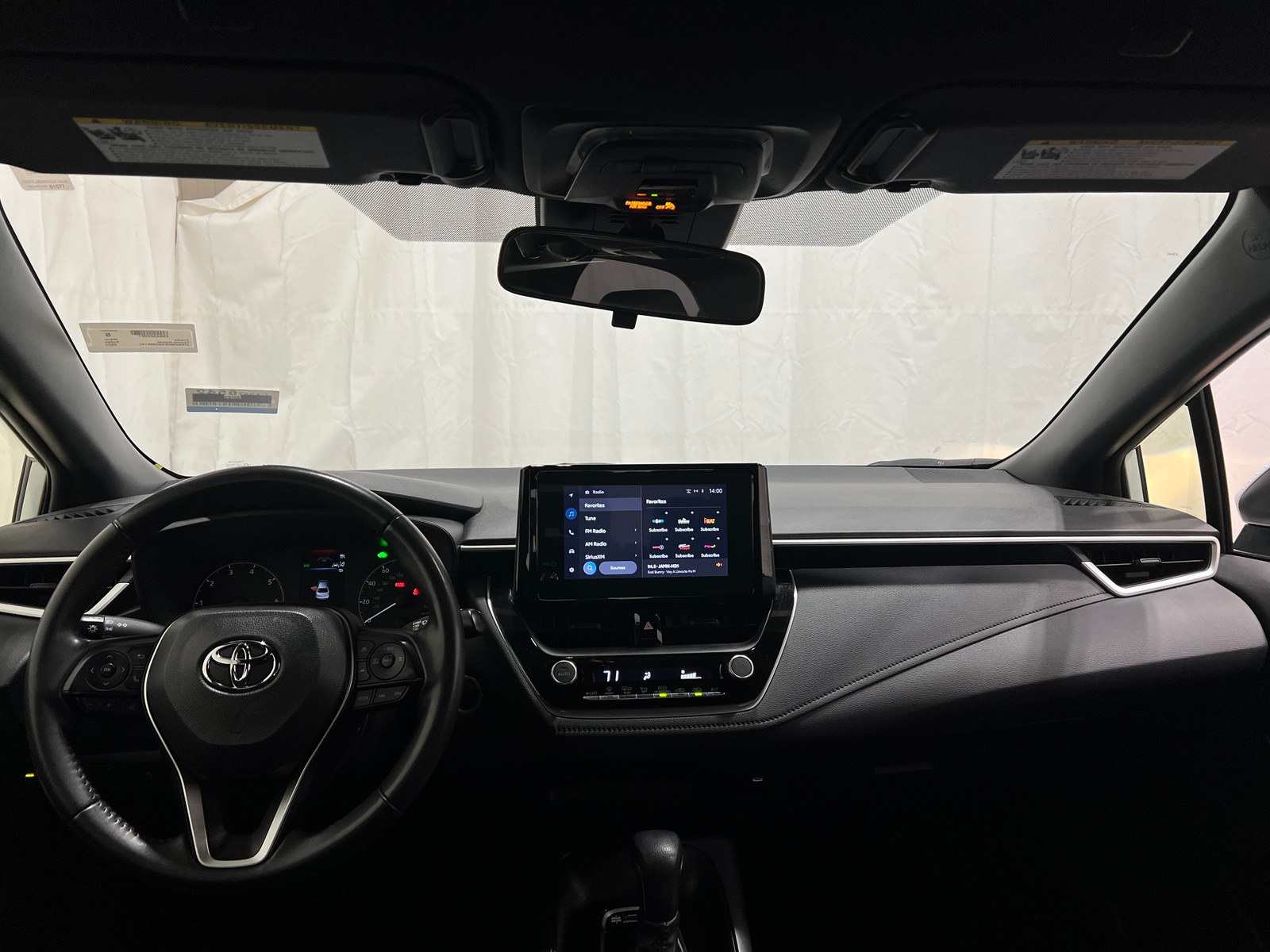 Thumbnail: 2024 Toyota Corolla - 3