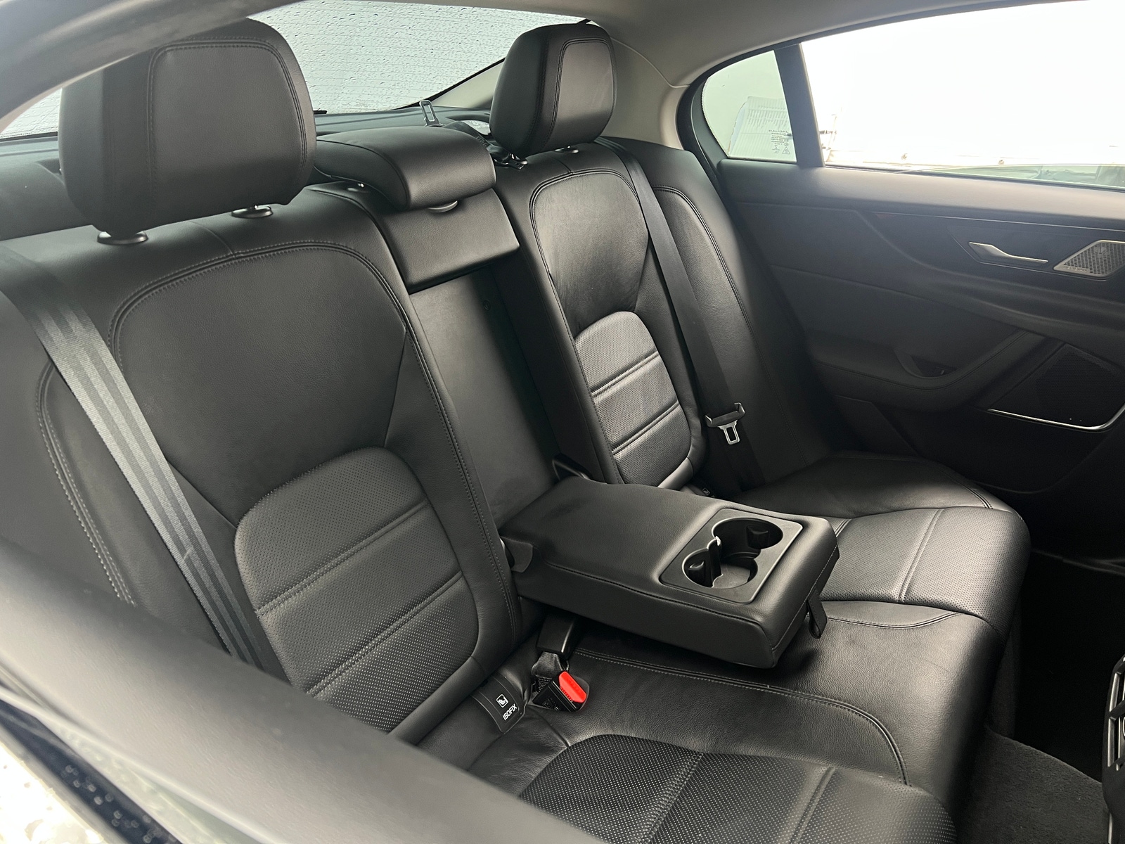 Thumbnail: 2020 Jaguar XE - 5