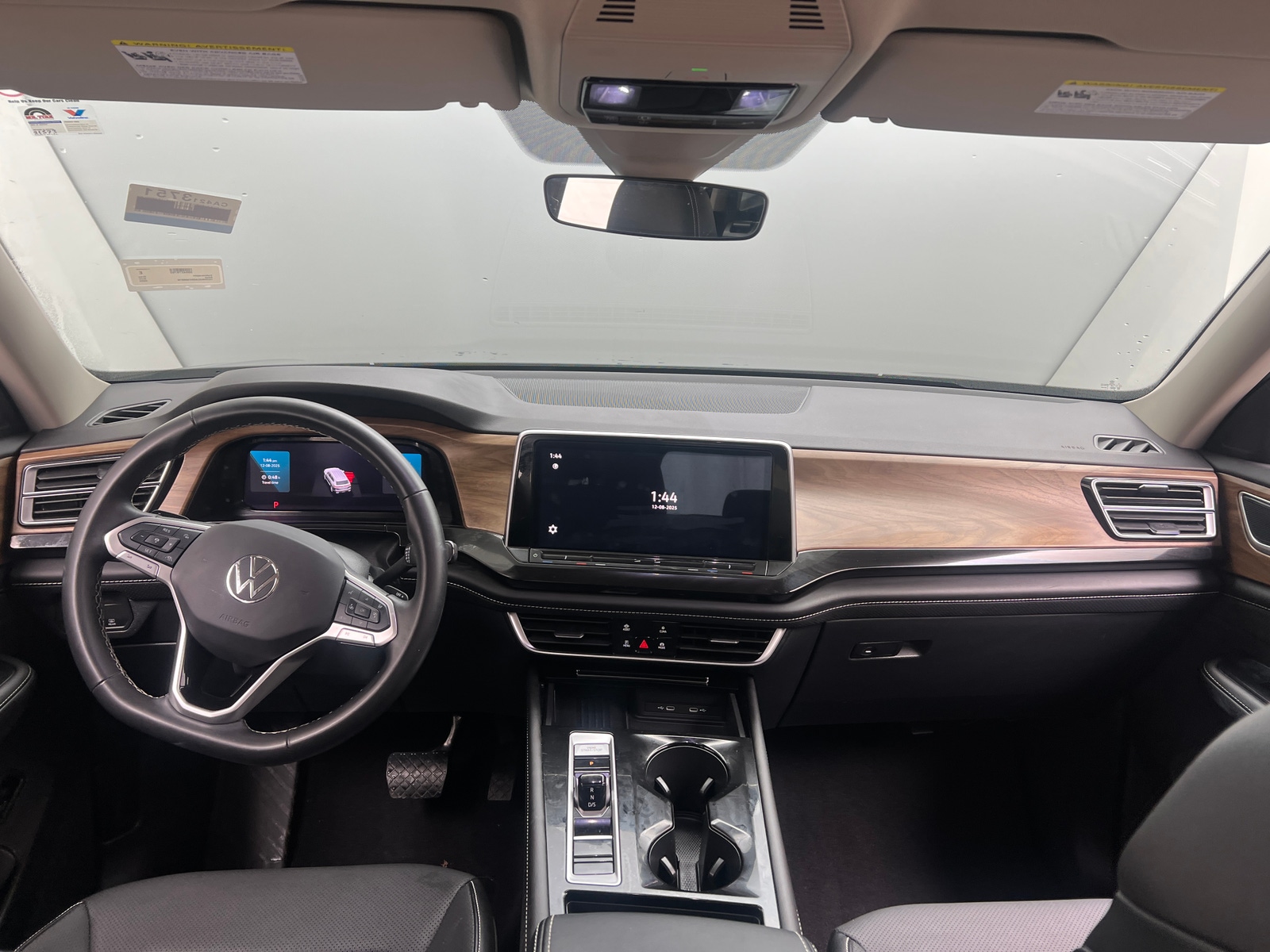 Thumbnail: 2025 Volkswagen Atlas - 2