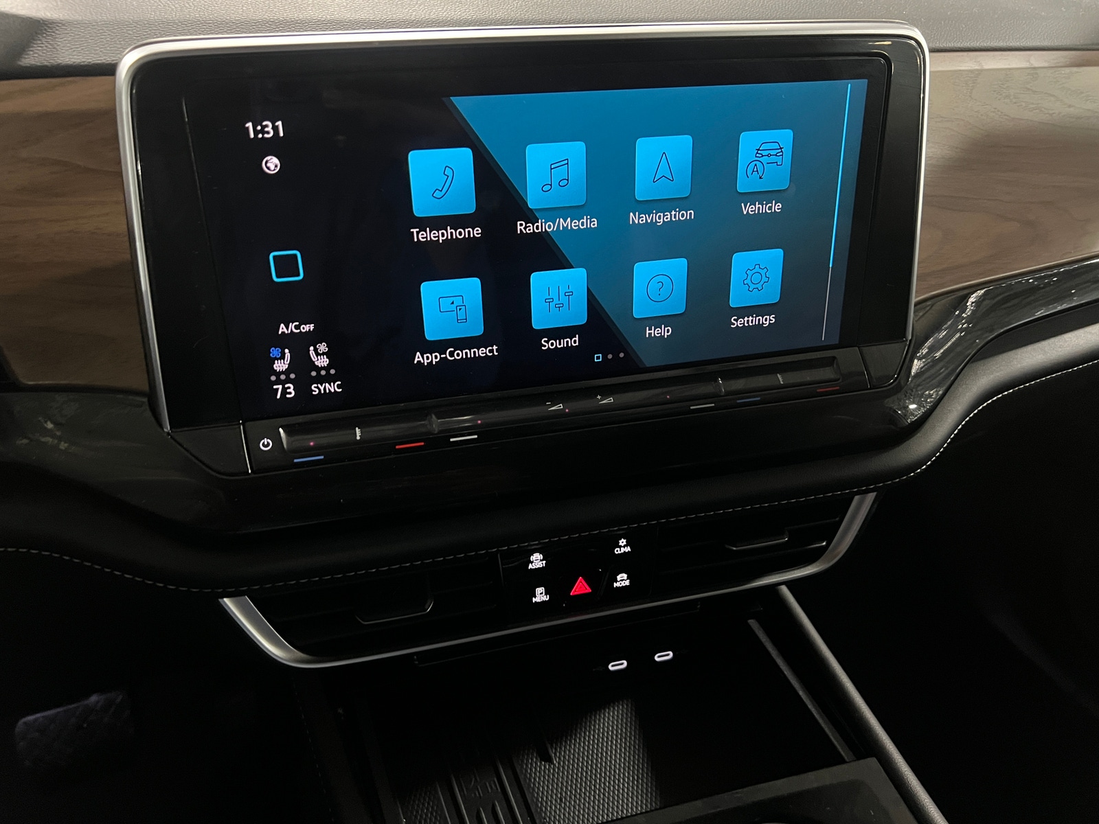 Thumbnail: 2025 Volkswagen Atlas - 3