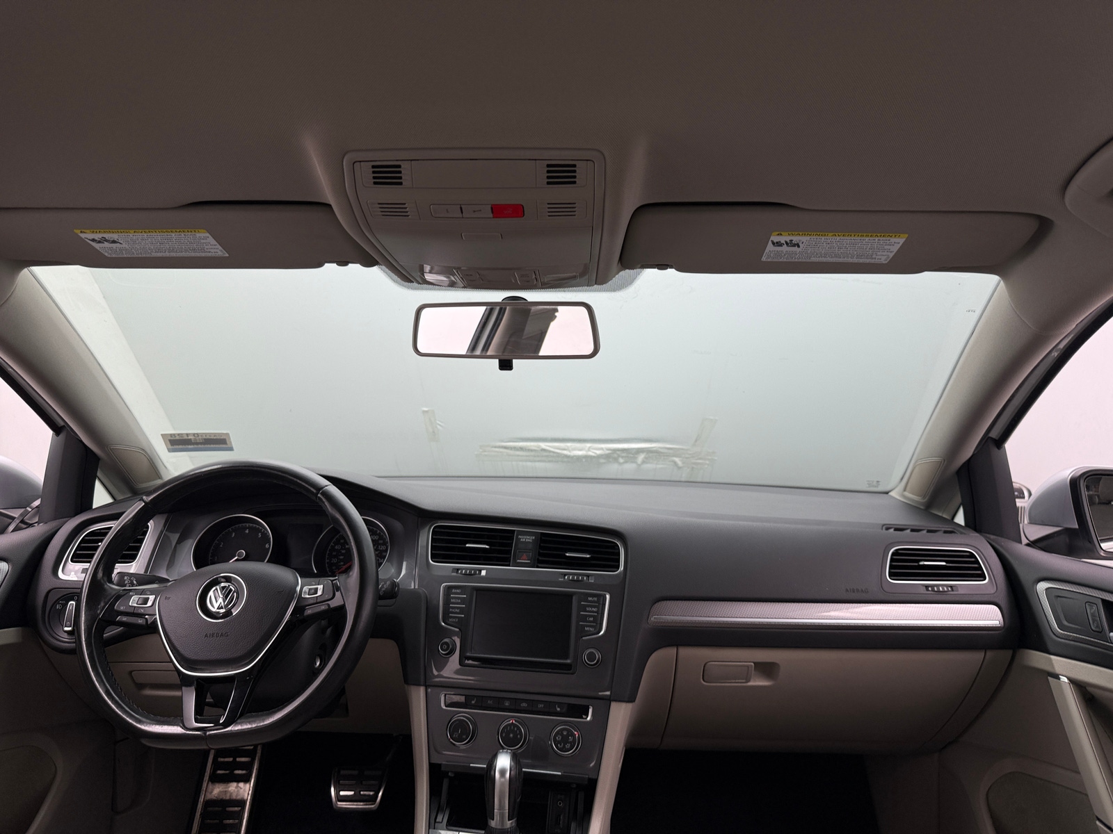 Thumbnail: 2017 Volkswagen Golf - 2