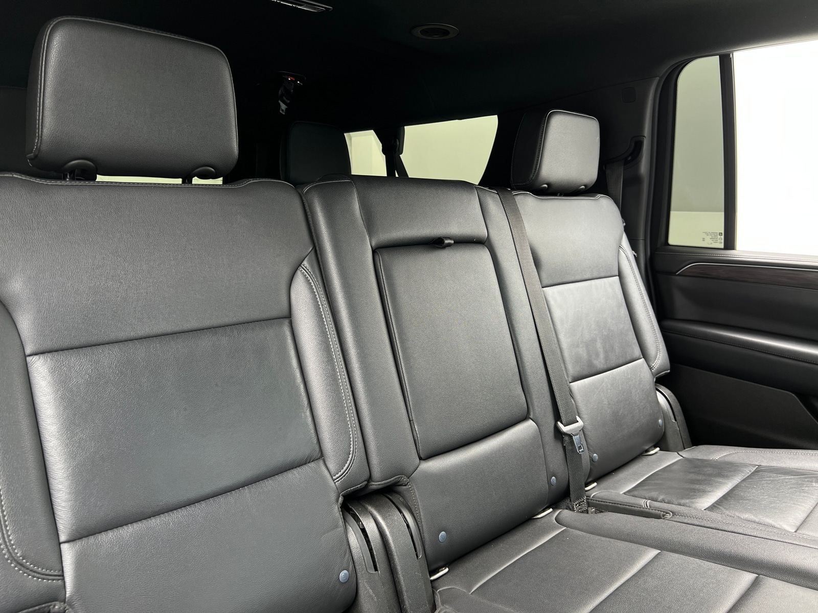 Thumbnail: 2021 Chevrolet Suburban - 5