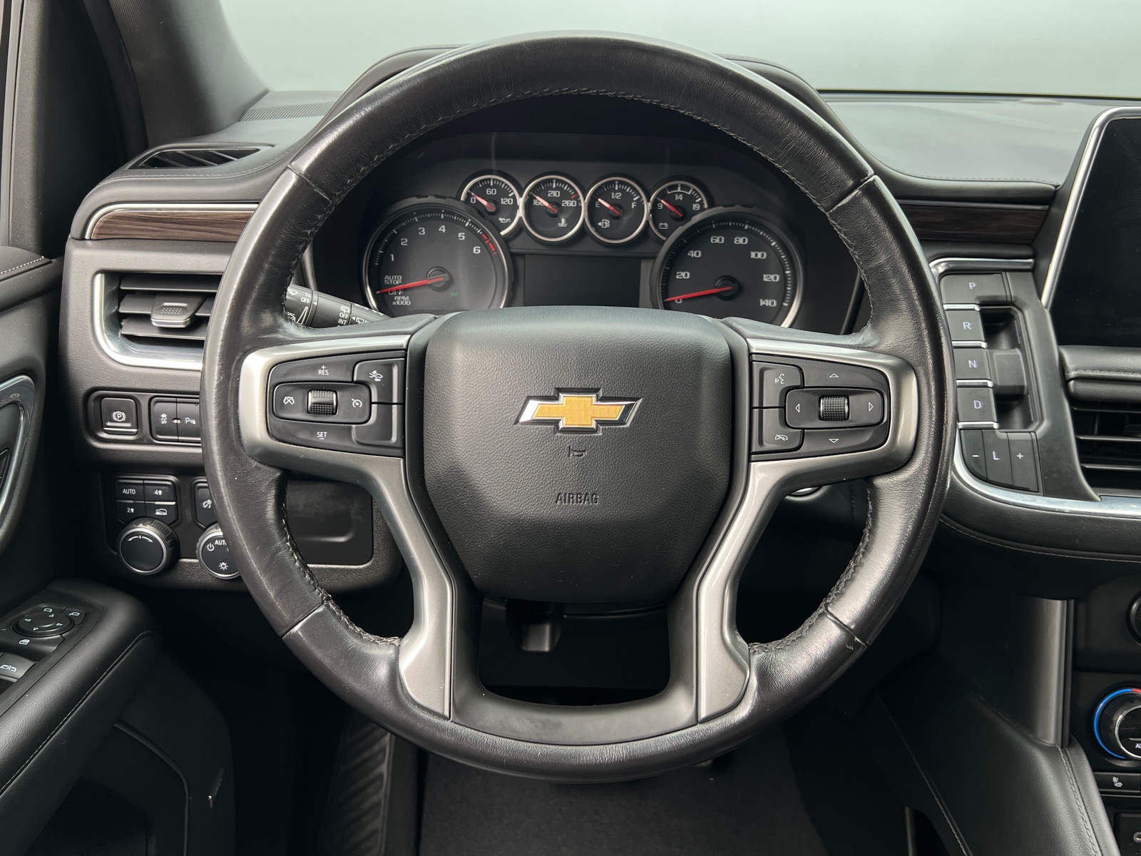 Thumbnail: 2021 Chevrolet Suburban - 4