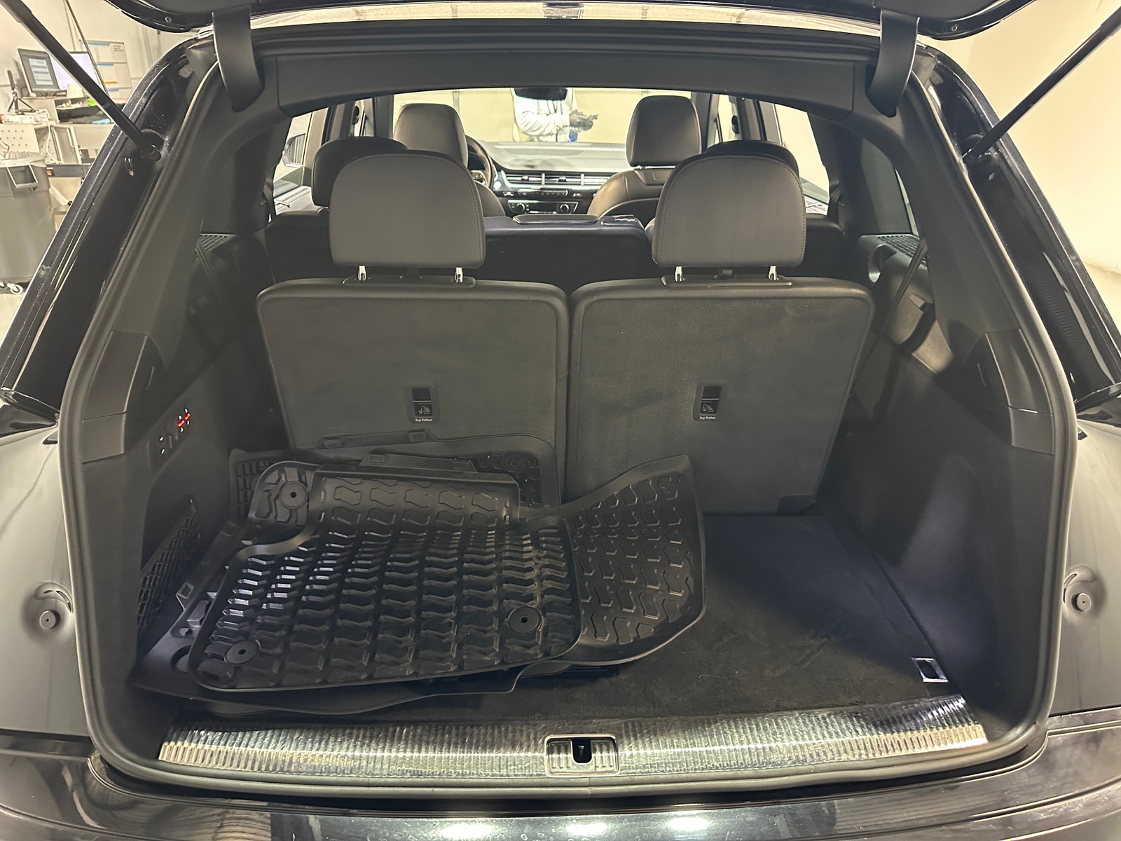 Thumbnail: 2019 Audi Q7 - 6