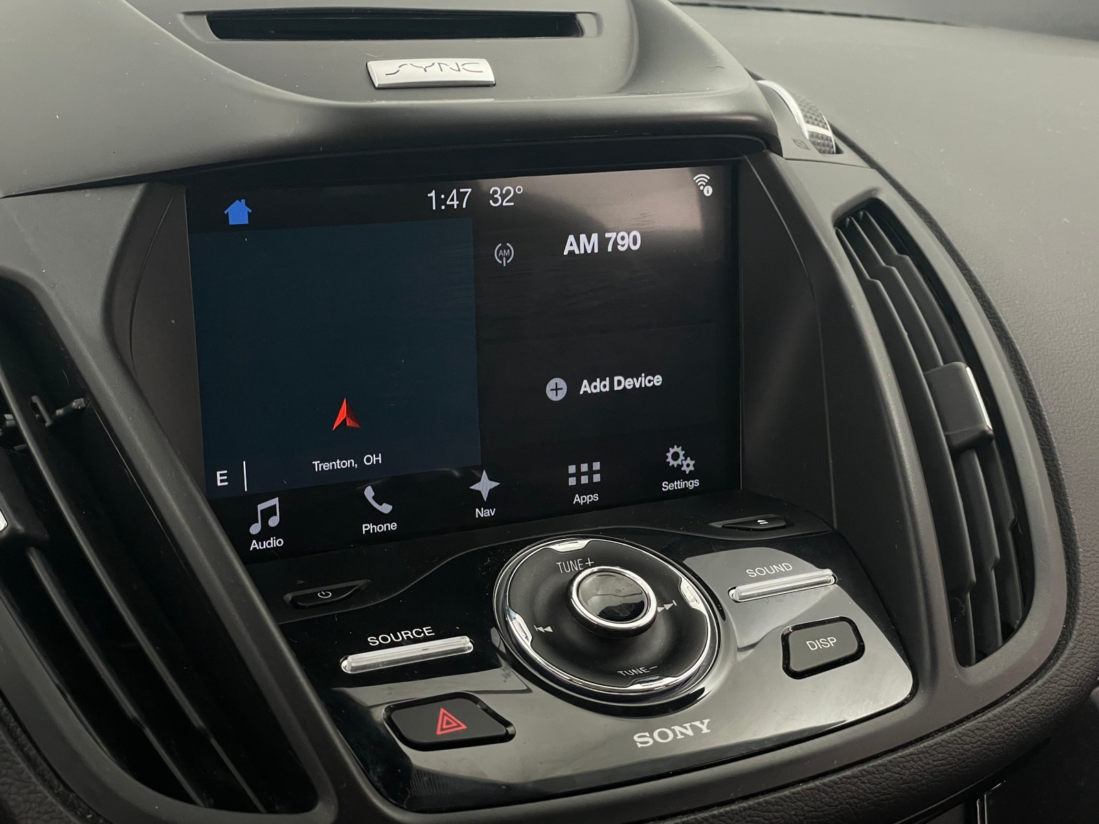 Thumbnail: 2017 Ford Escape - 3