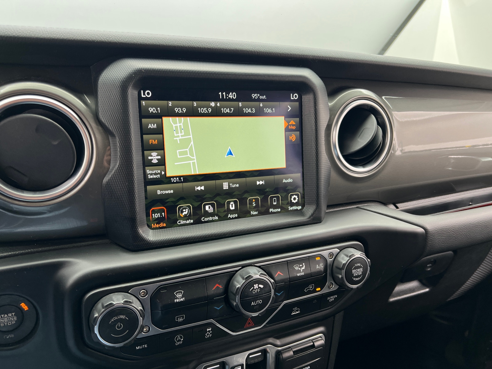 Thumbnail: 2023 Jeep Wrangler - 4