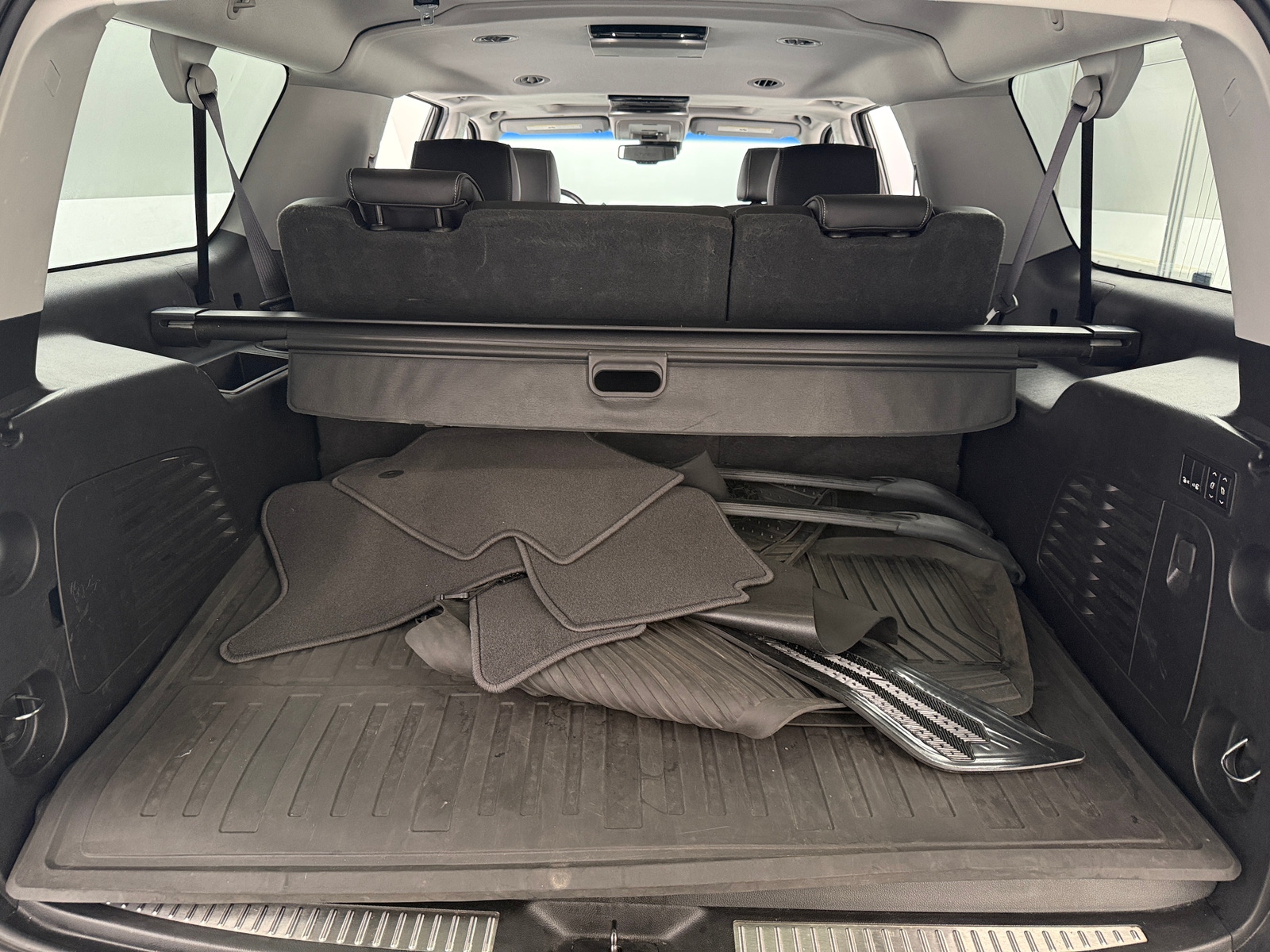 Thumbnail: 2017 GMC Yukon XL - 6