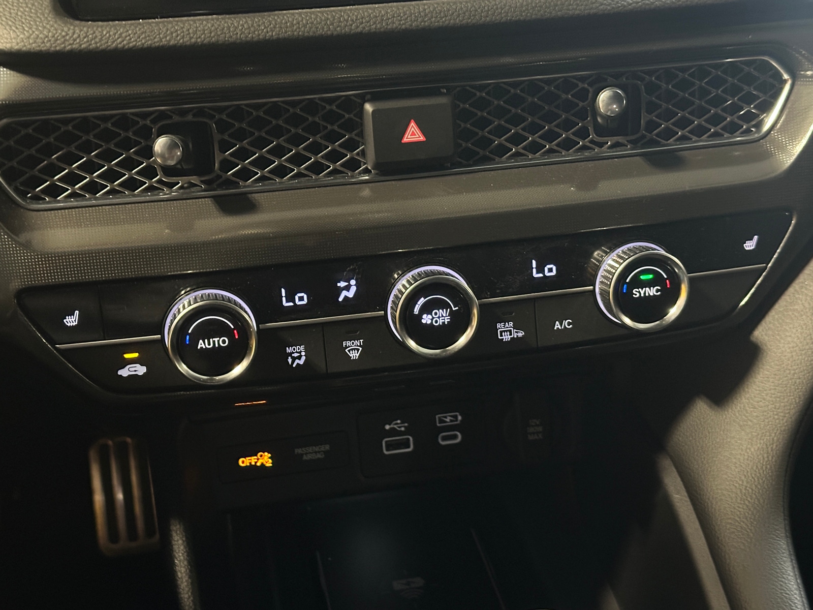 Thumbnail: 2023 Acura Integra - 3