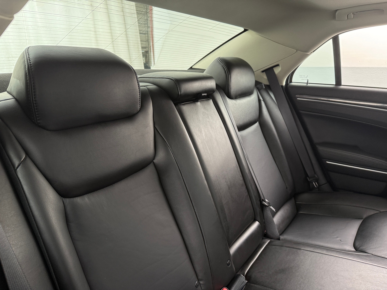 Thumbnail: 2022 Chrysler 300 - 5