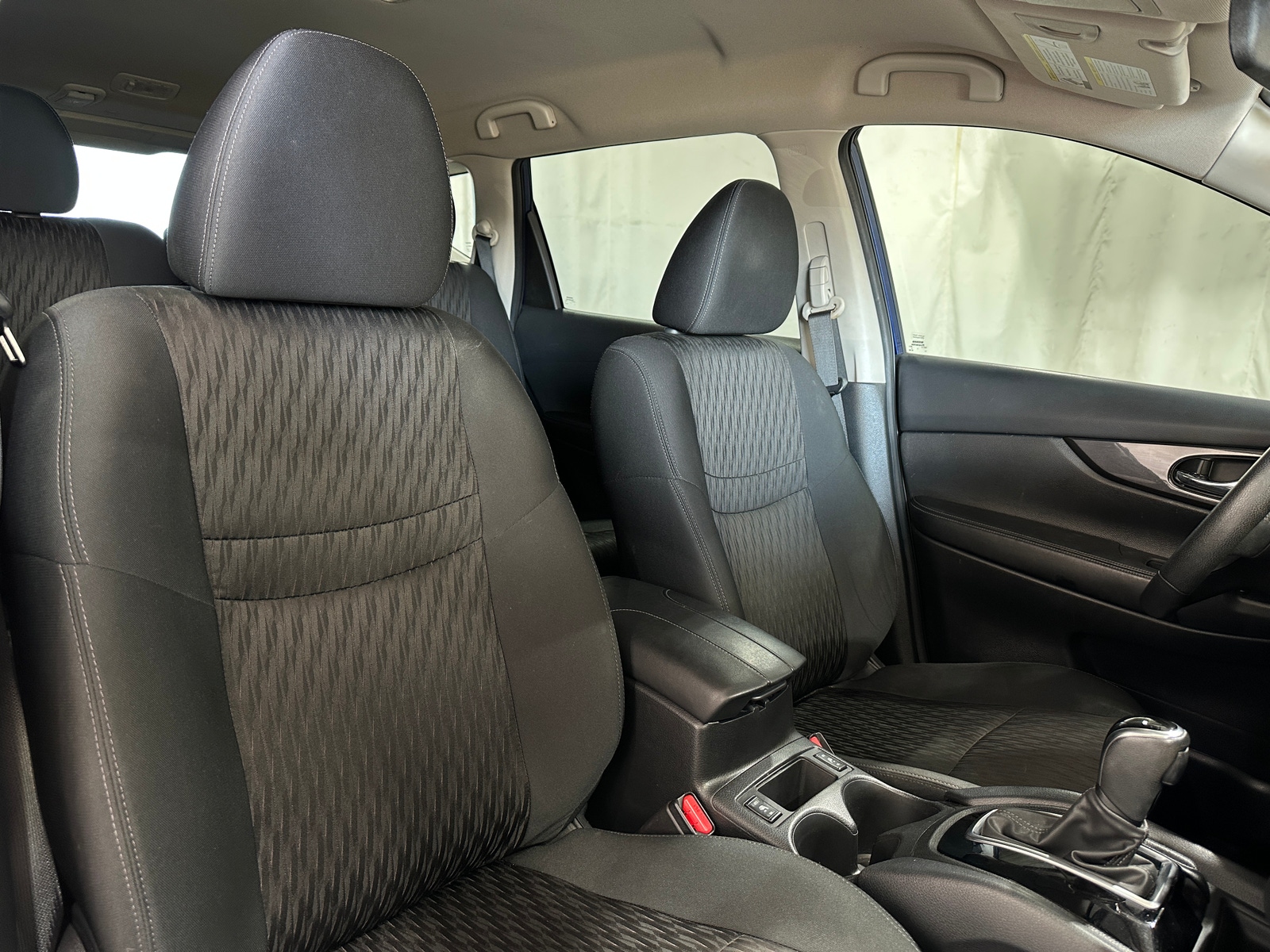 Thumbnail: 2020 Nissan Rogue - 2