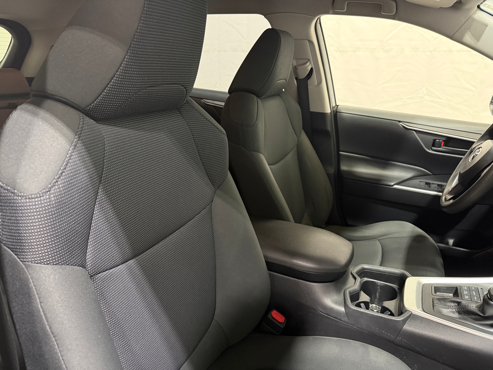 Thumbnail: 2020 Toyota RAV4 - 2