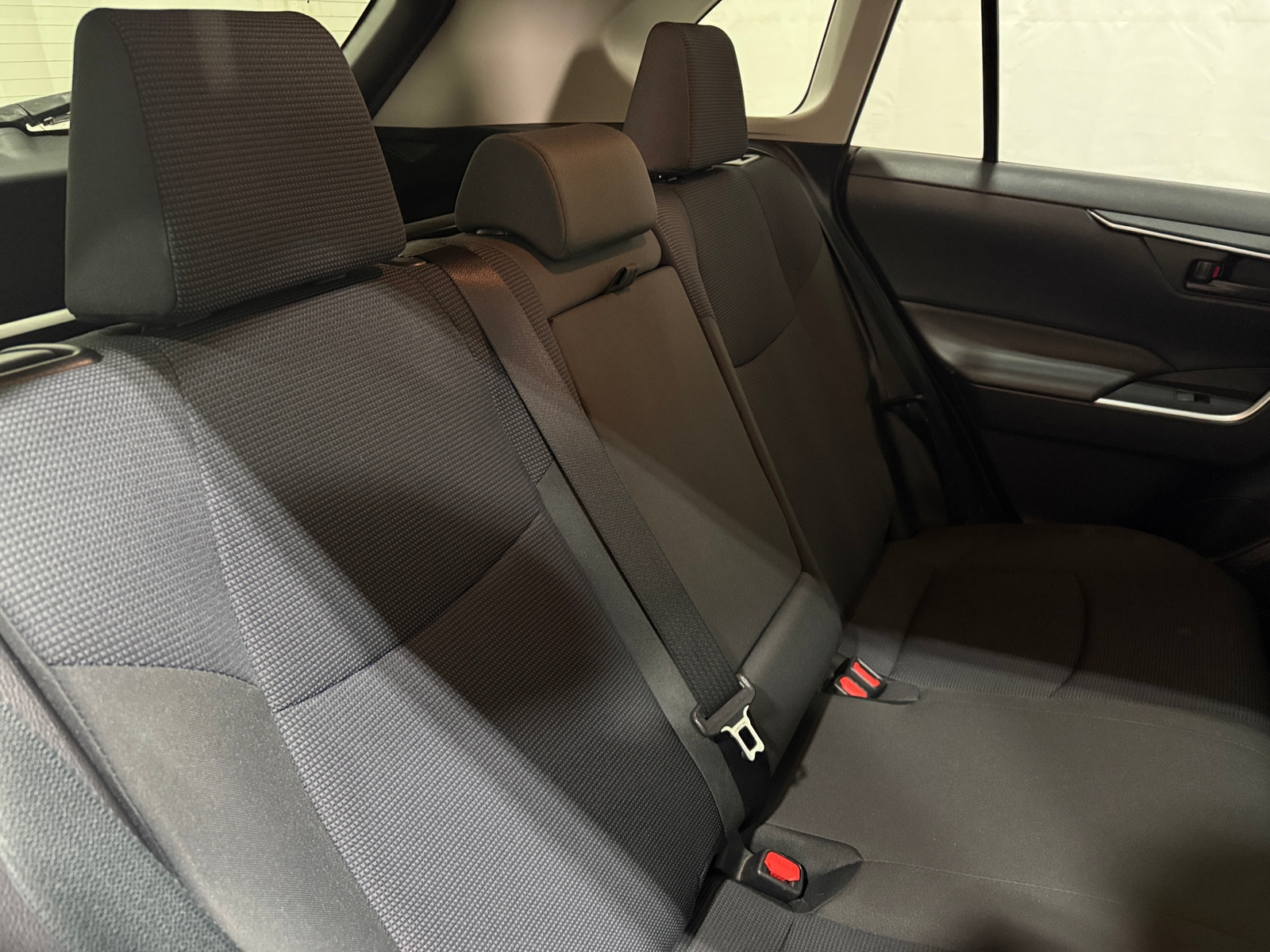 Thumbnail: 2020 Toyota RAV4 - 6