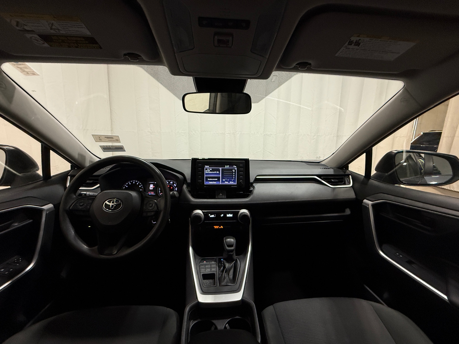 Thumbnail: 2020 Toyota RAV4 - 3