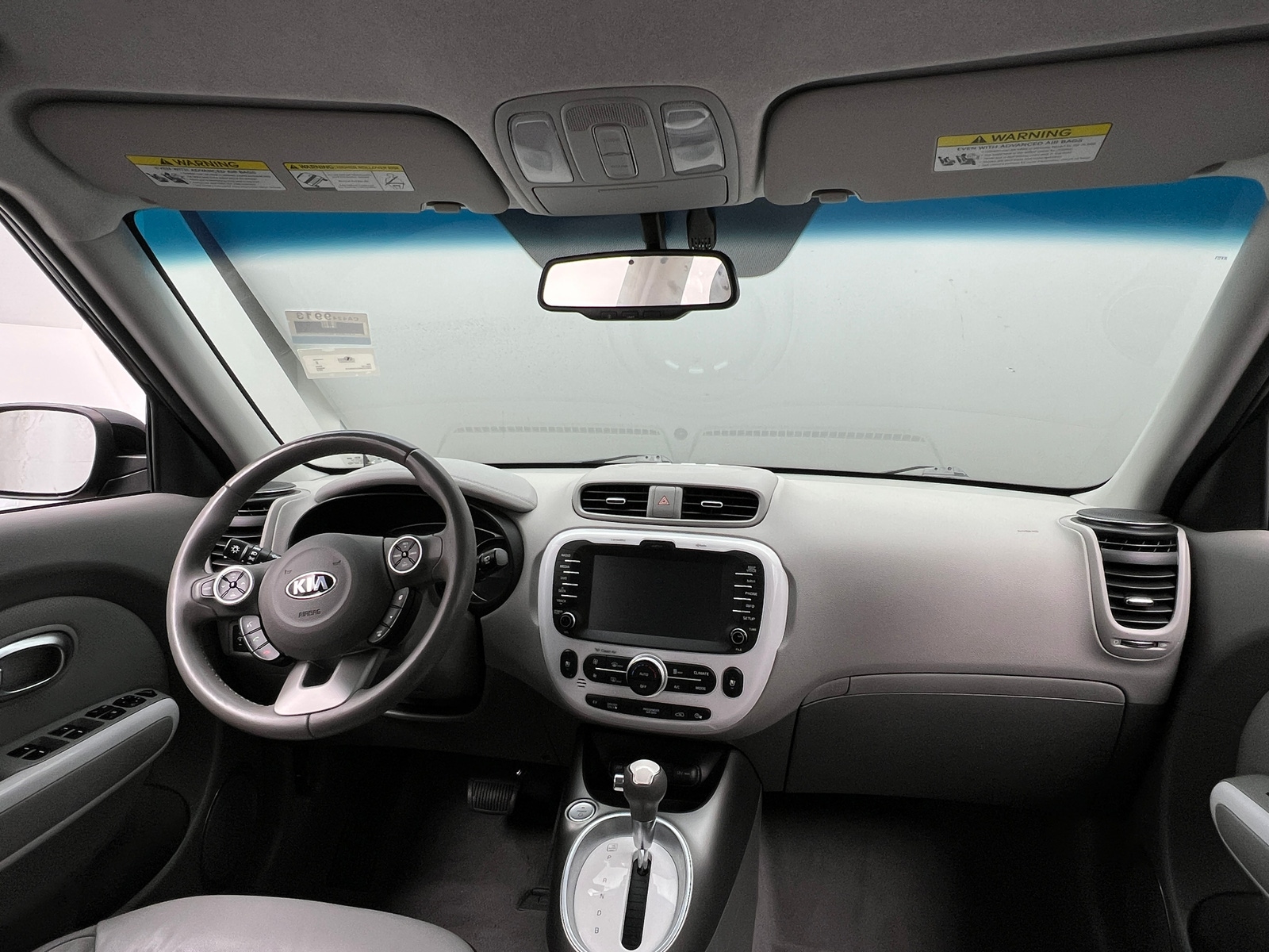 Thumbnail: 2018 Kia Soul EV - 2