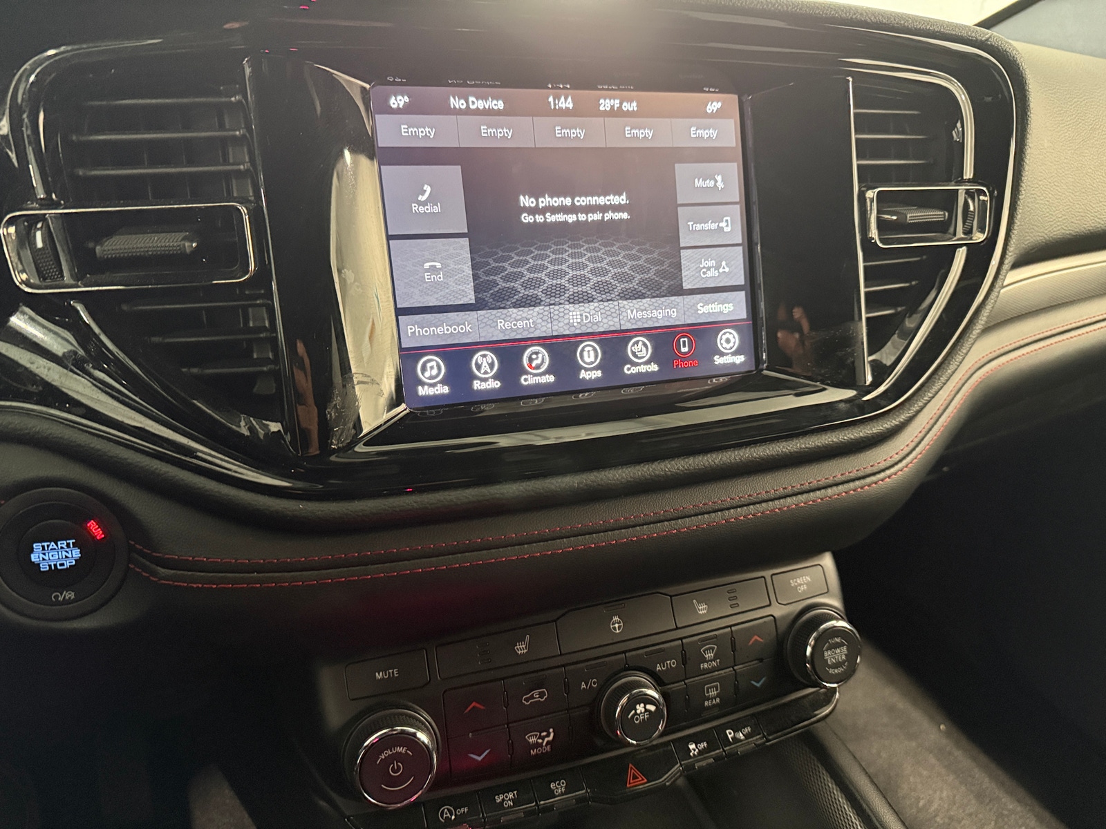 Thumbnail: 2023 Dodge Durango - 4