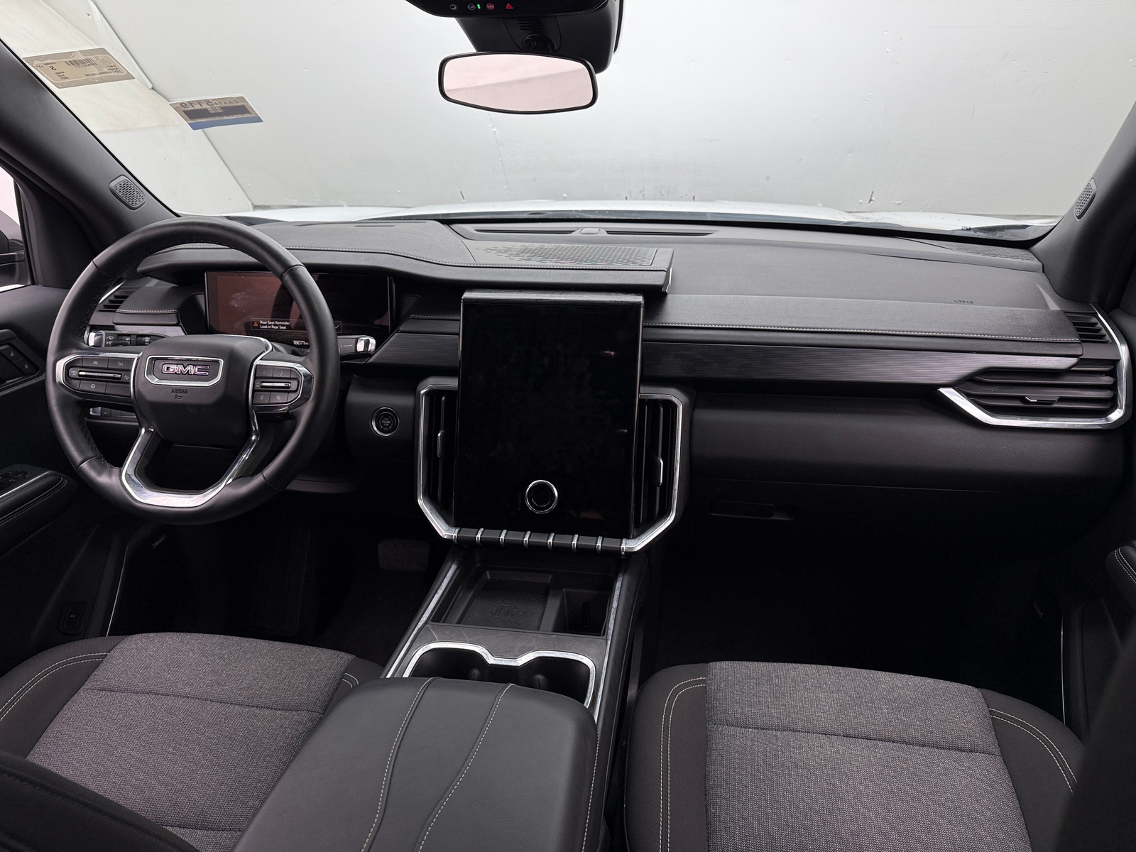 Thumbnail: 2025 GMC Acadia - 3