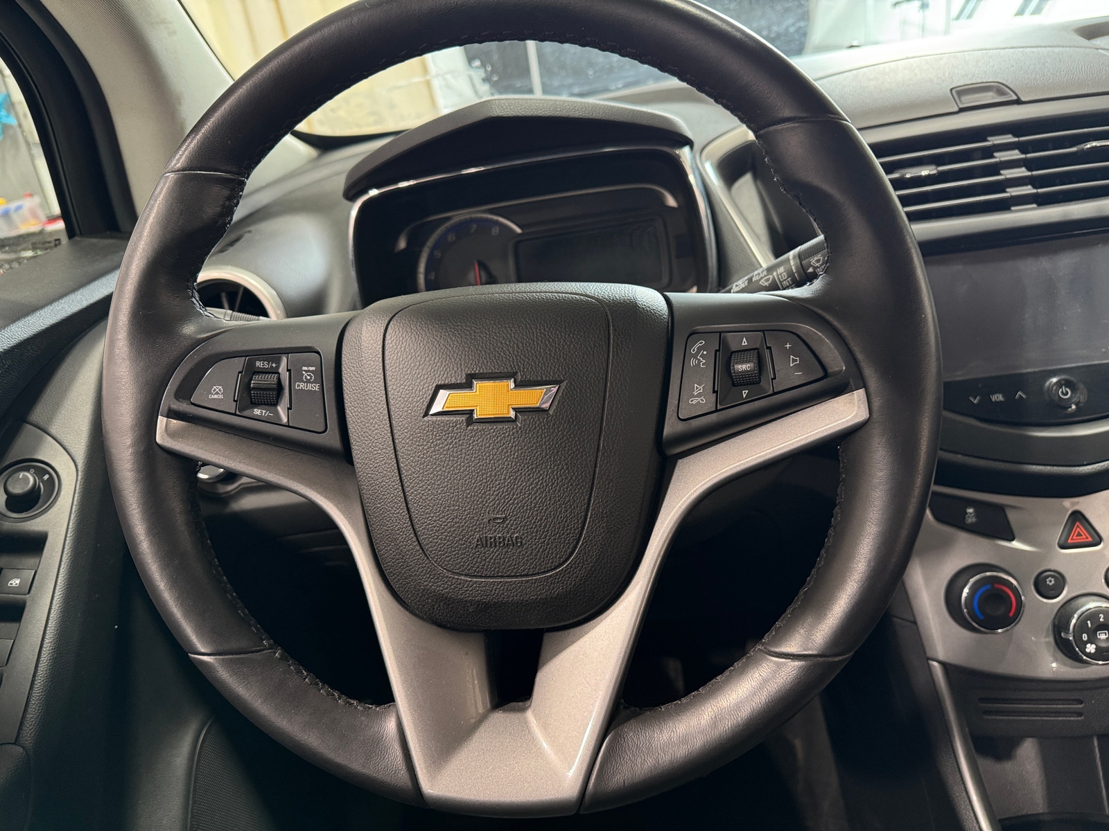 Thumbnail: 2016 Chevrolet Trax - 5