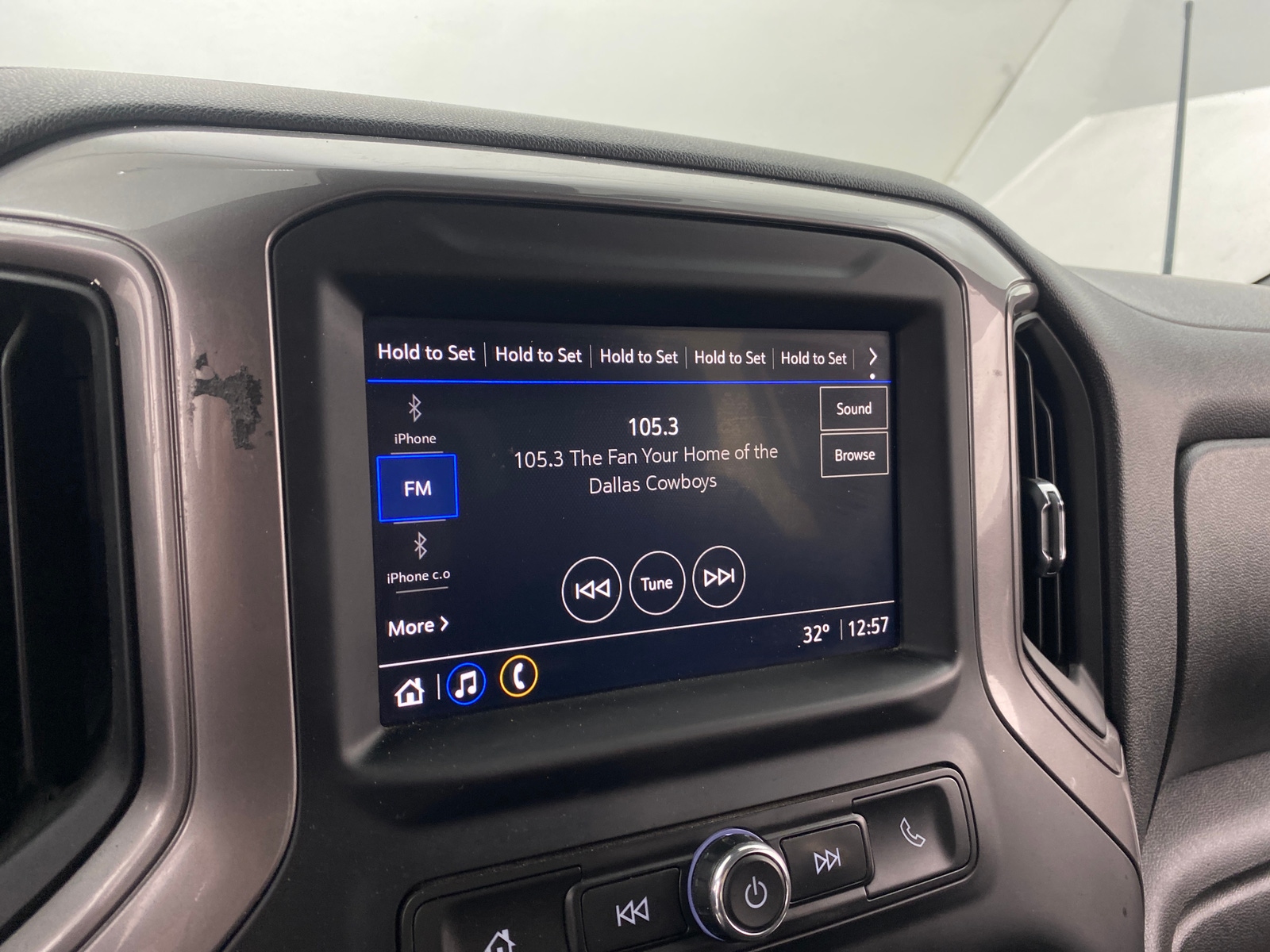 Thumbnail: 2023 GMC Sierra 1500 - 4