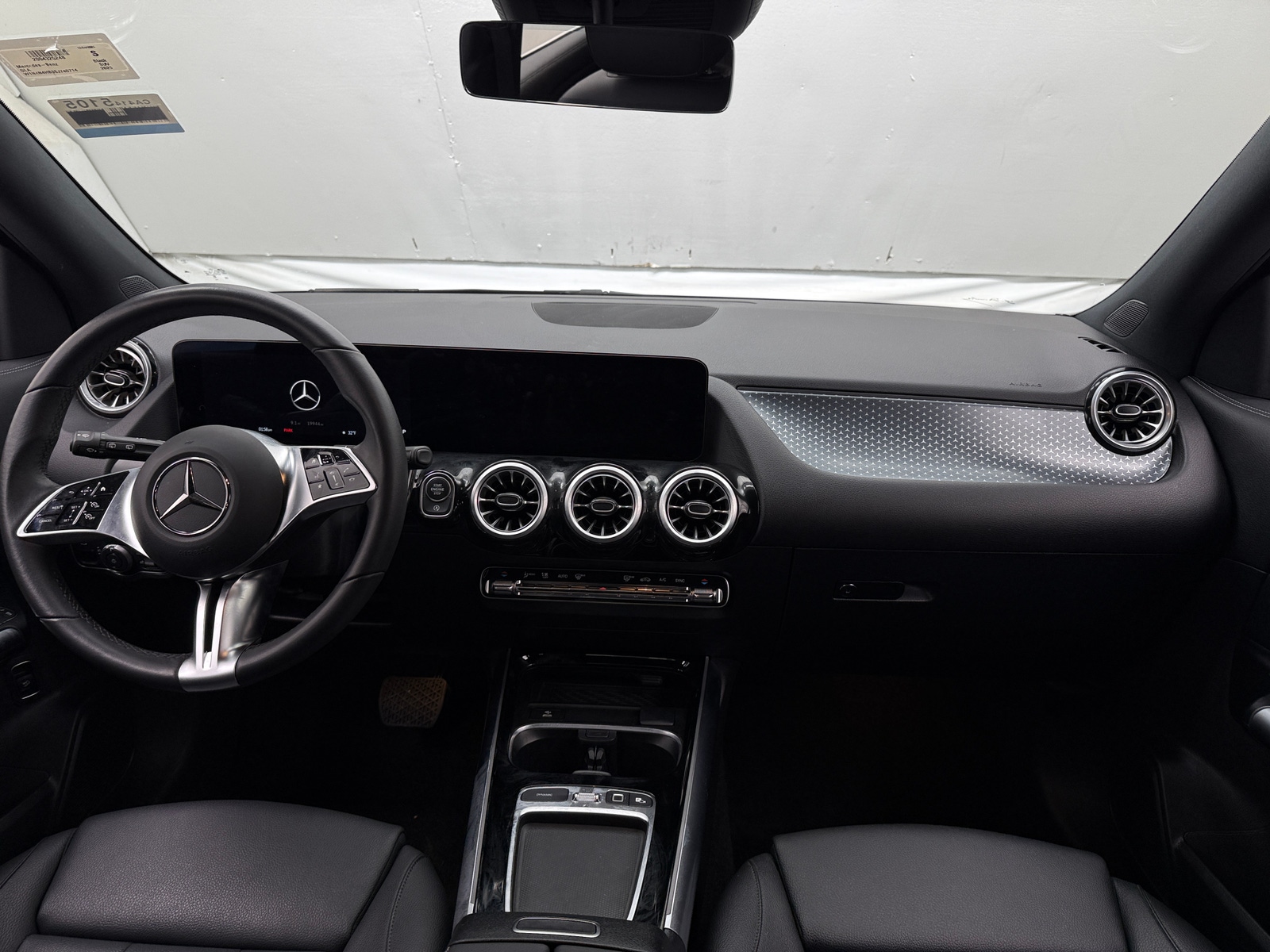 Thumbnail: 2025 Mercedes-Benz GLA - 2